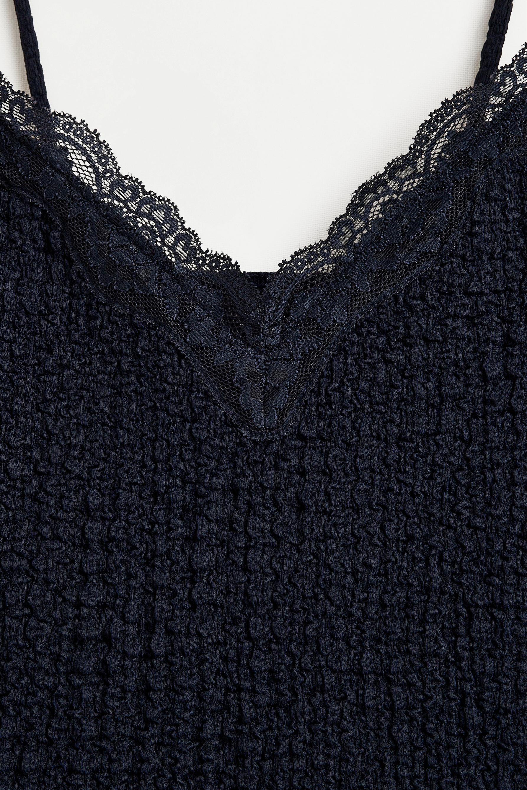 Textured strappy top — NAVY