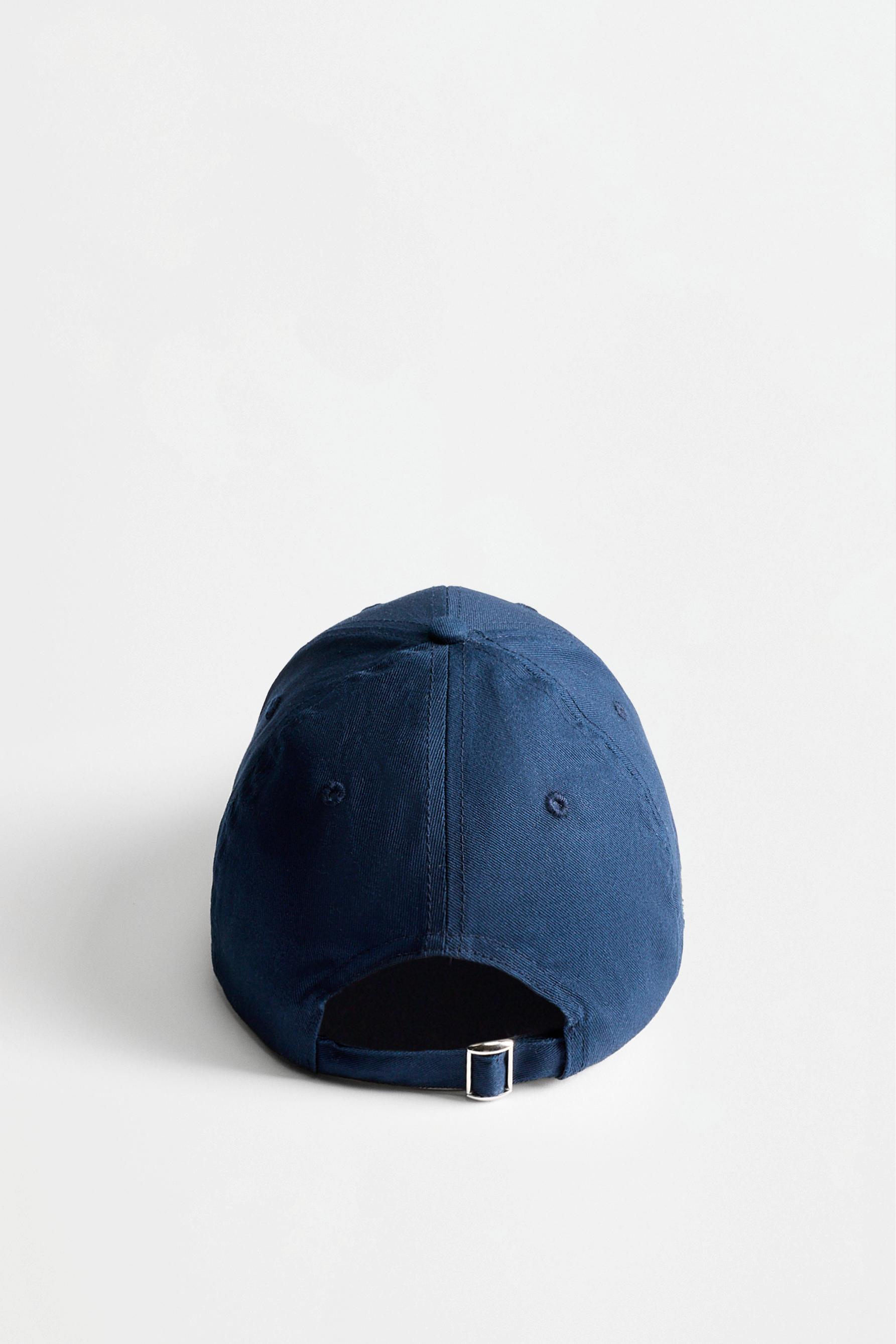 Text embroidery cap — PALE BLUE