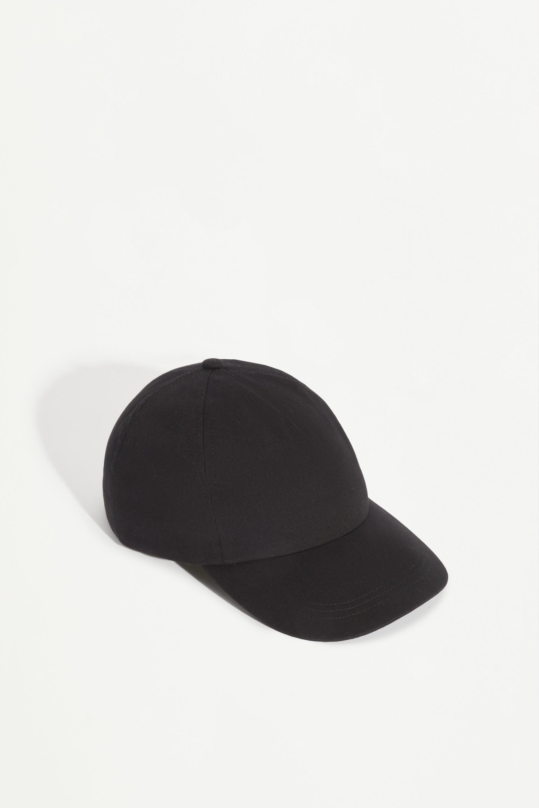 Basic cap — BLACK
