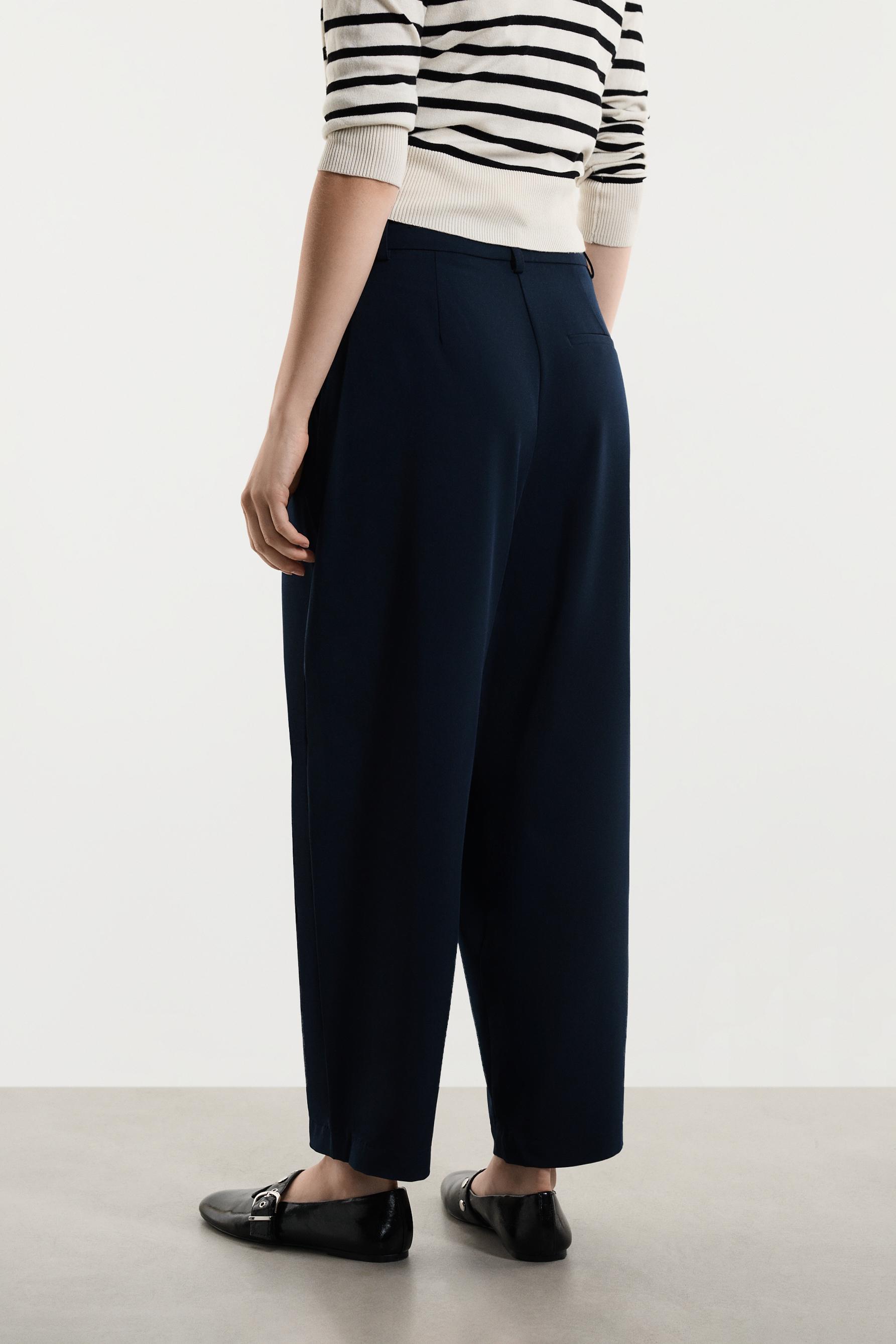 Asymmetrical waist barrel trousers — DARK NAVY