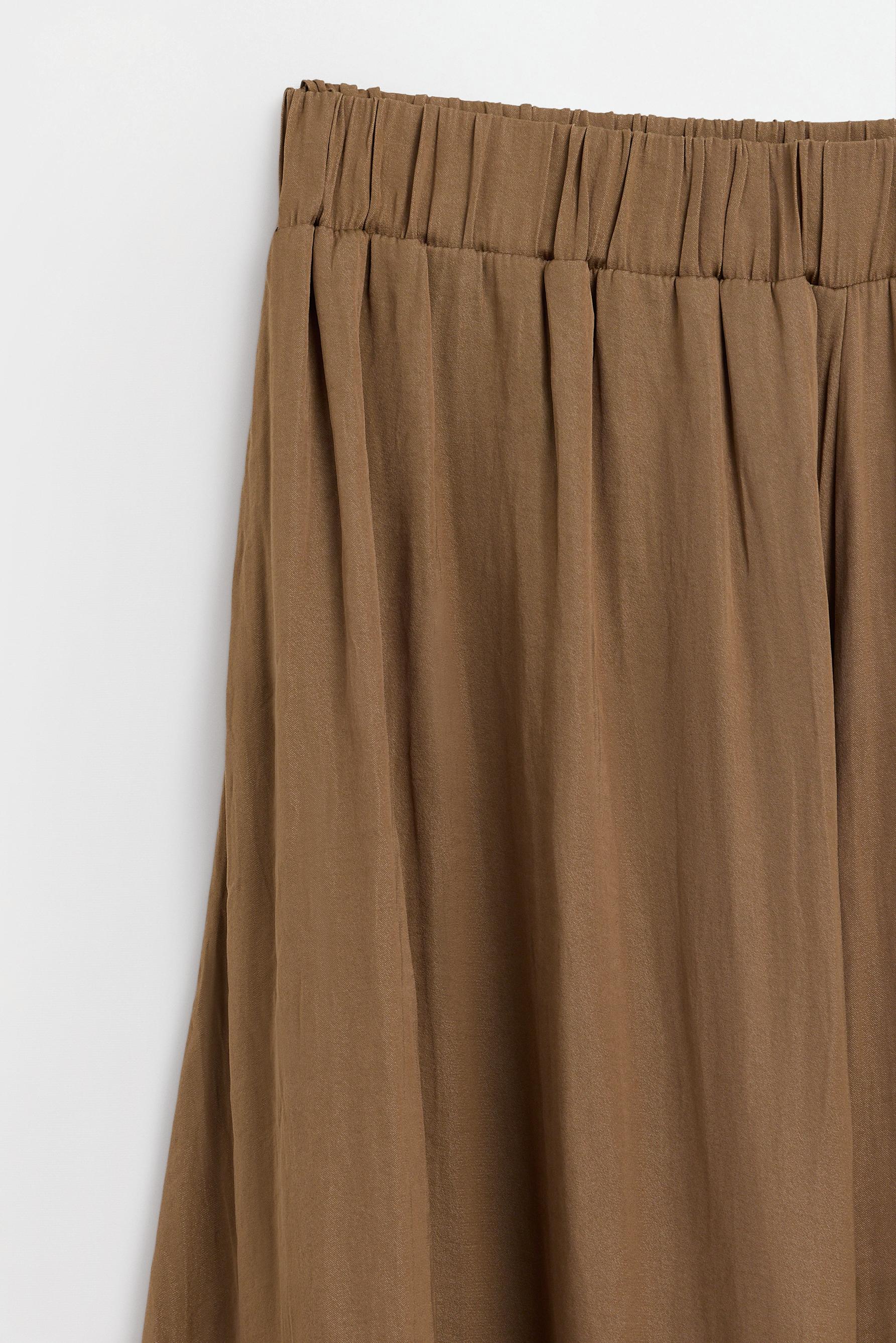 Textured satin midi skirt — KHAKI