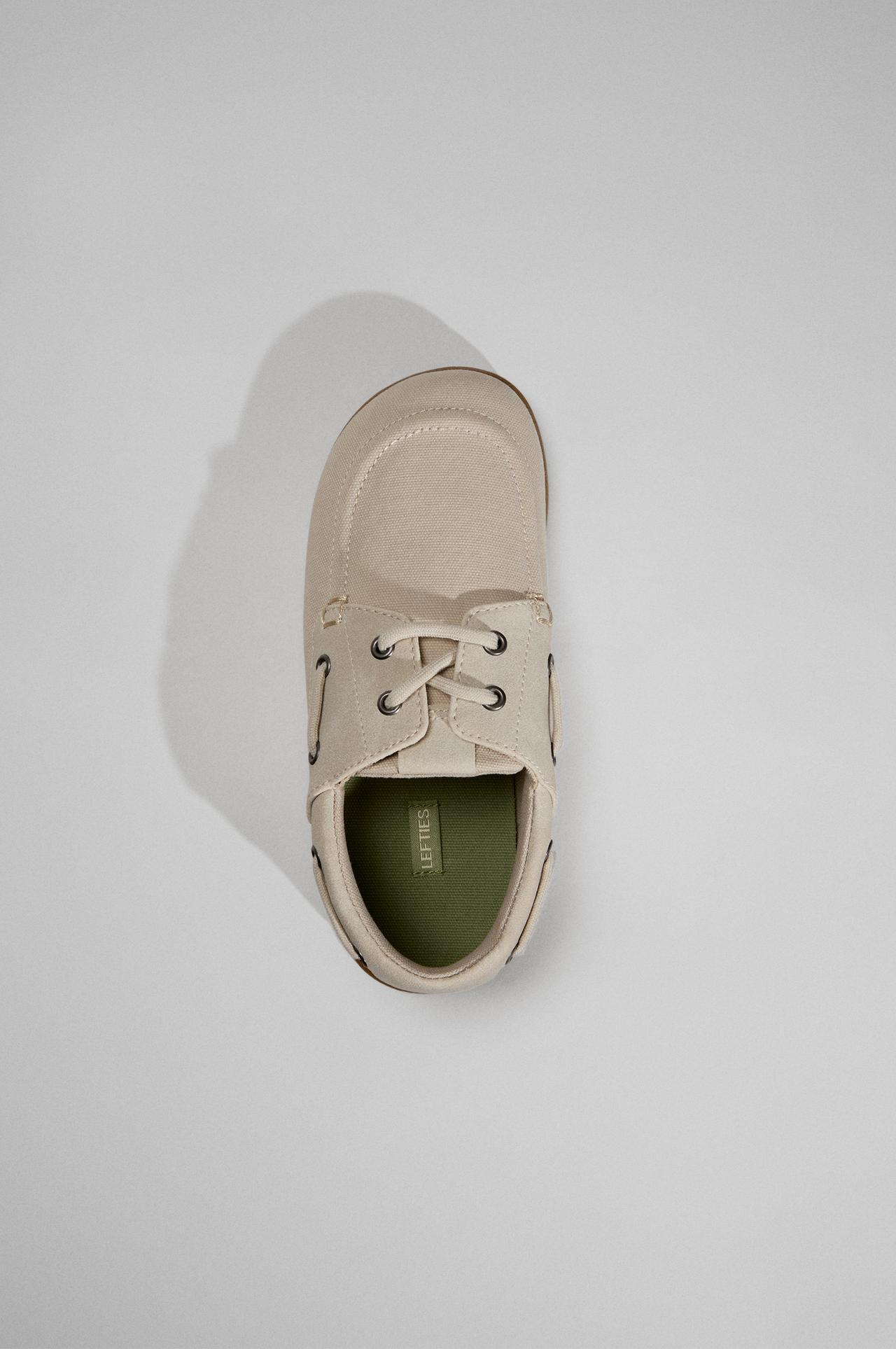 BAREFOOT BOAT SHOES — BEIGE