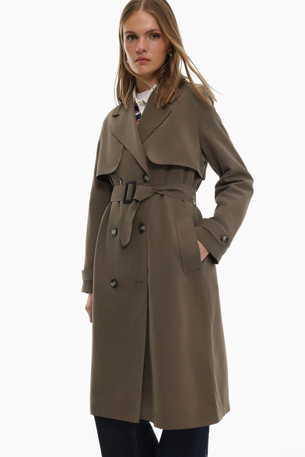 Gabardina oversize