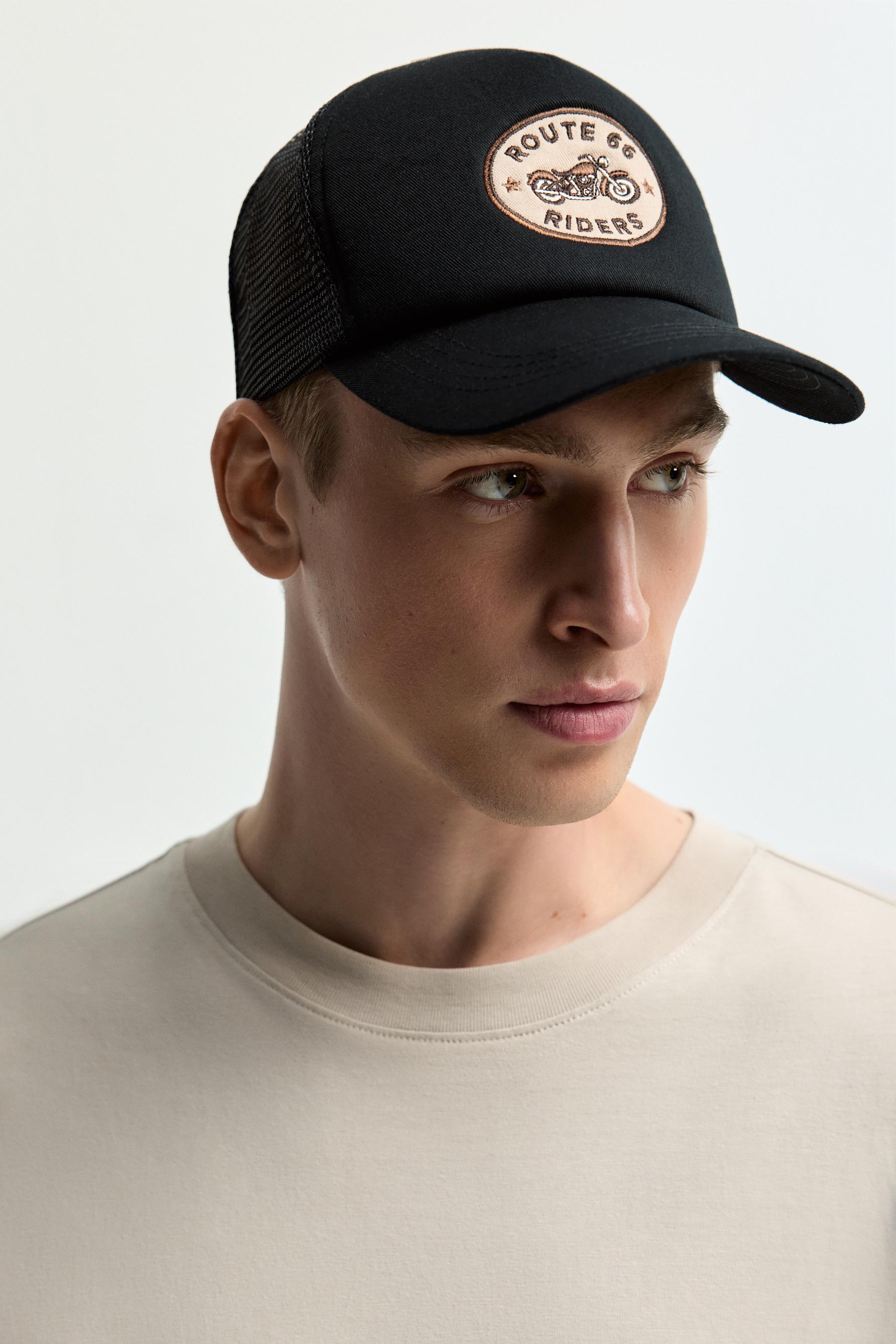 Patch cap — BLACK/ECRU