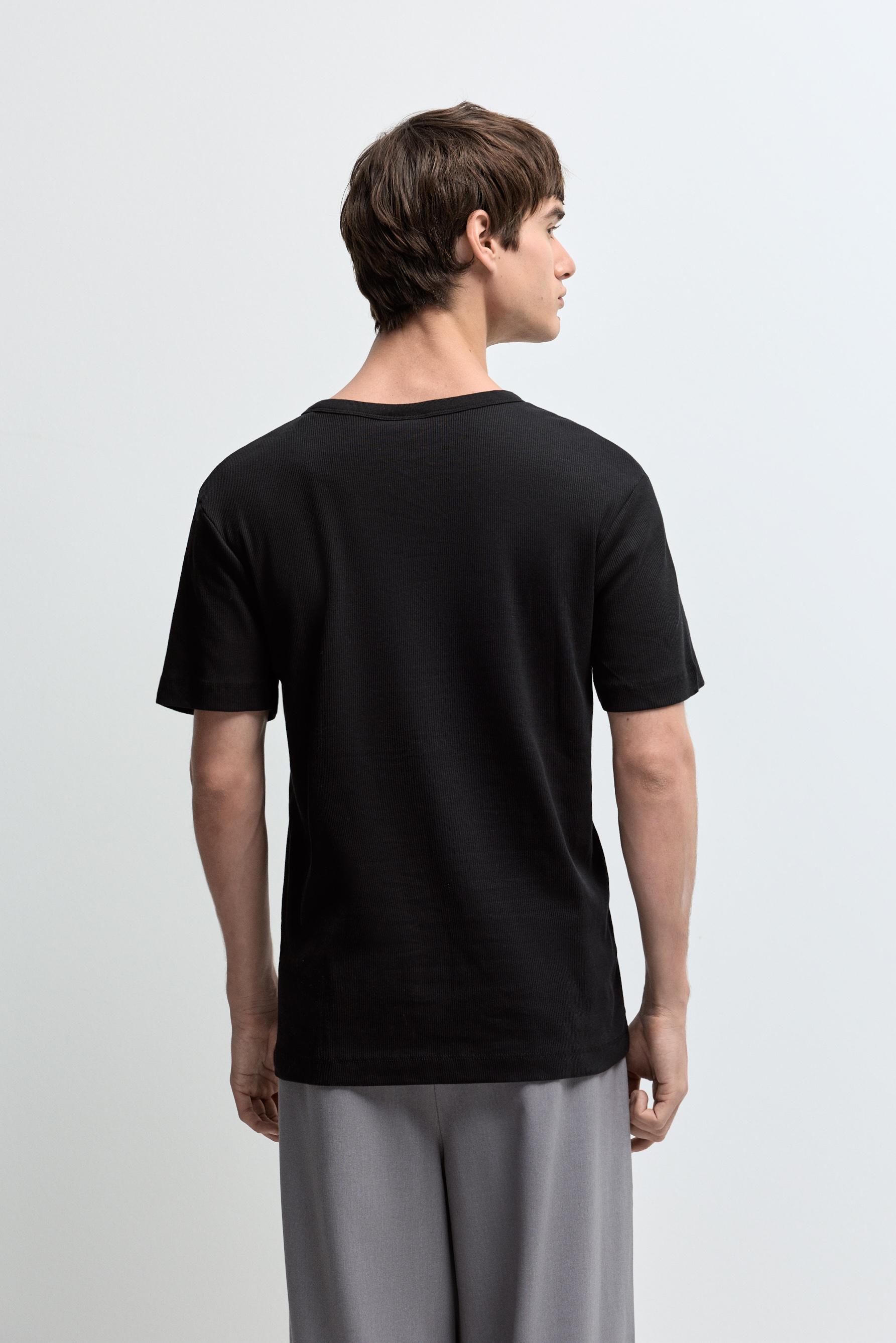 Henley T-shirt — BLACK