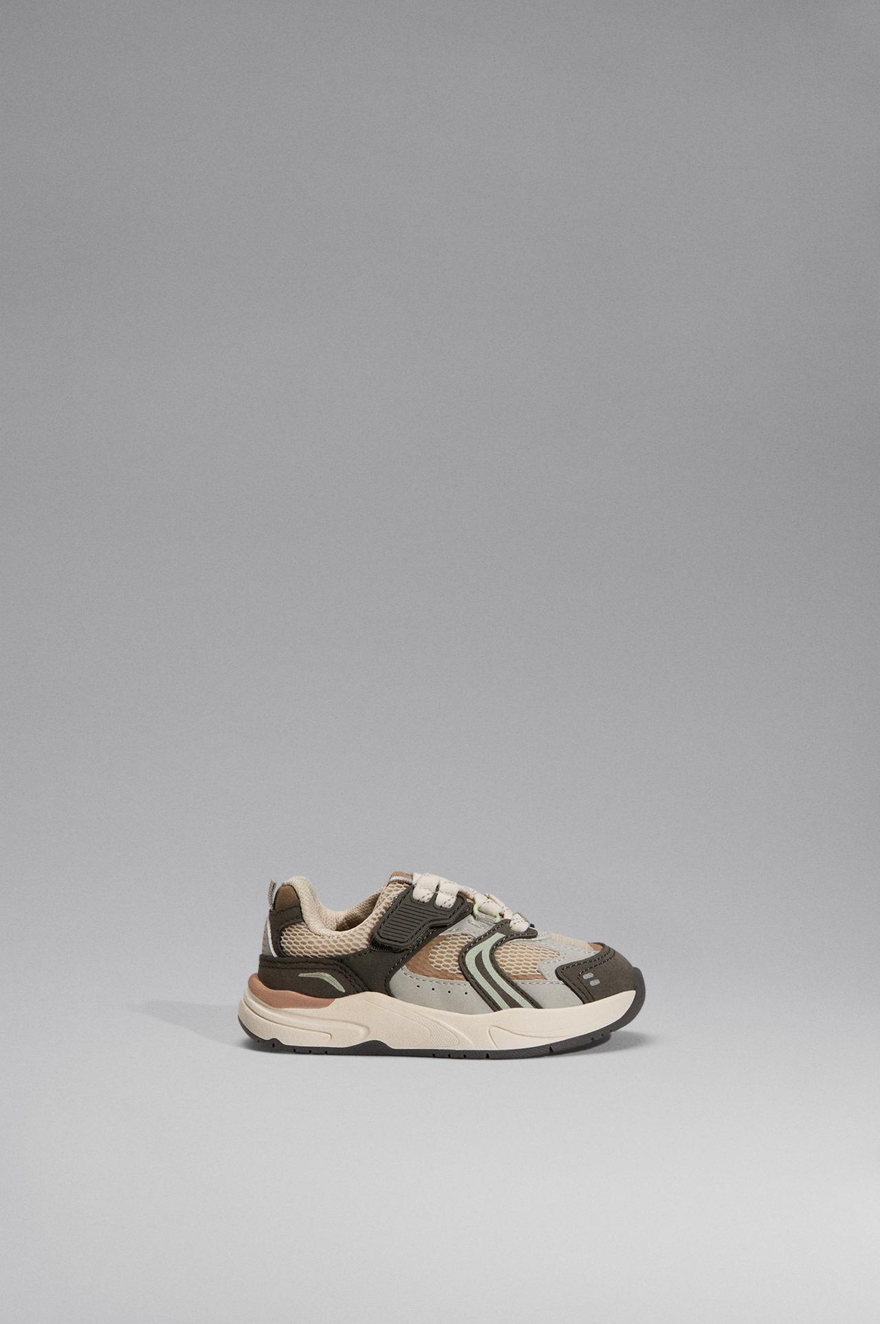 Multi-piece barefoot trainers — BROWNISH TONE
