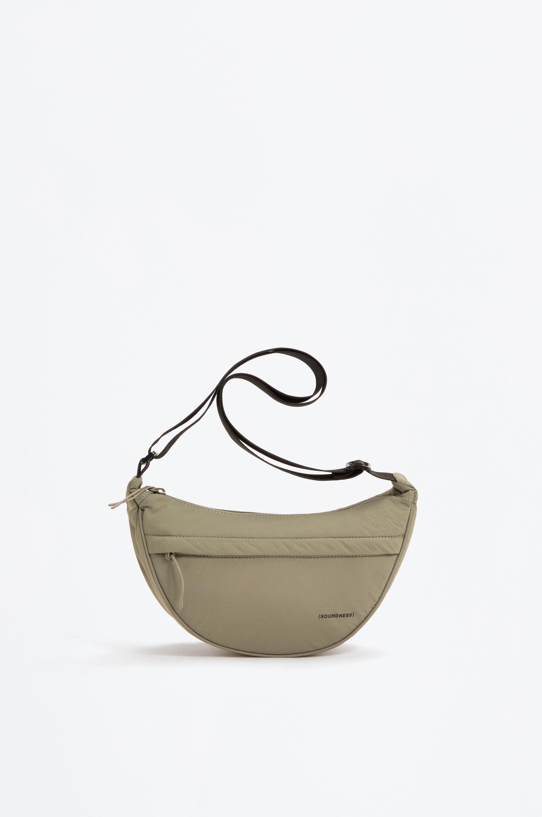 Bolso media luna nailon Soundness