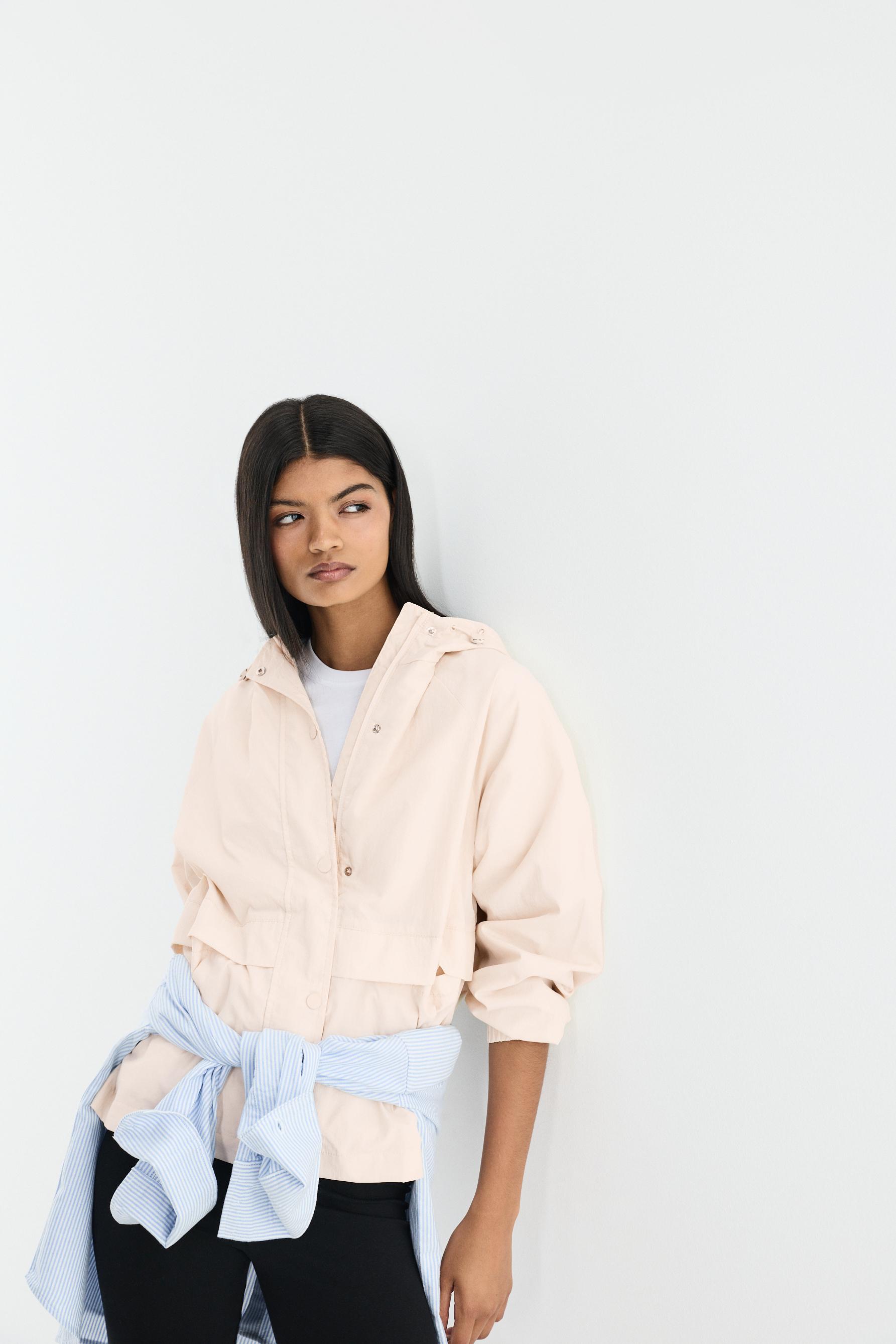 Cropped hooded windbreaker — ECRU