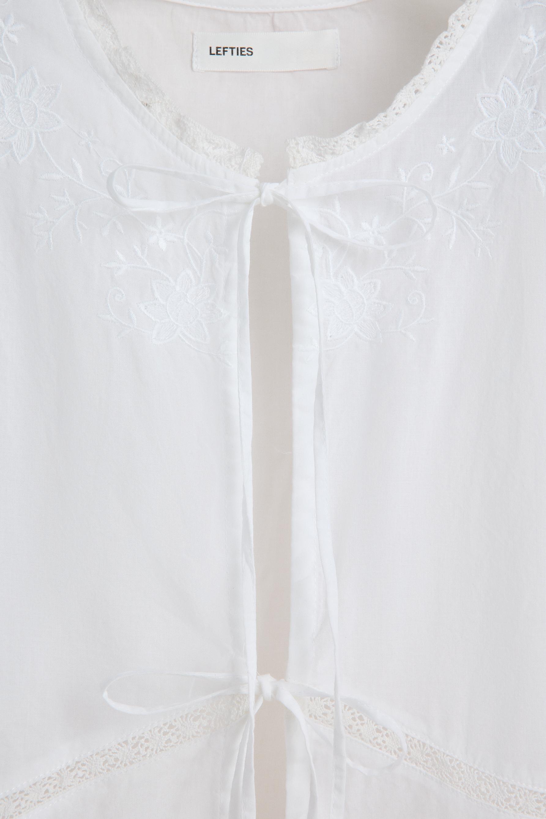 Embroidered ribbon shirt — WHITE