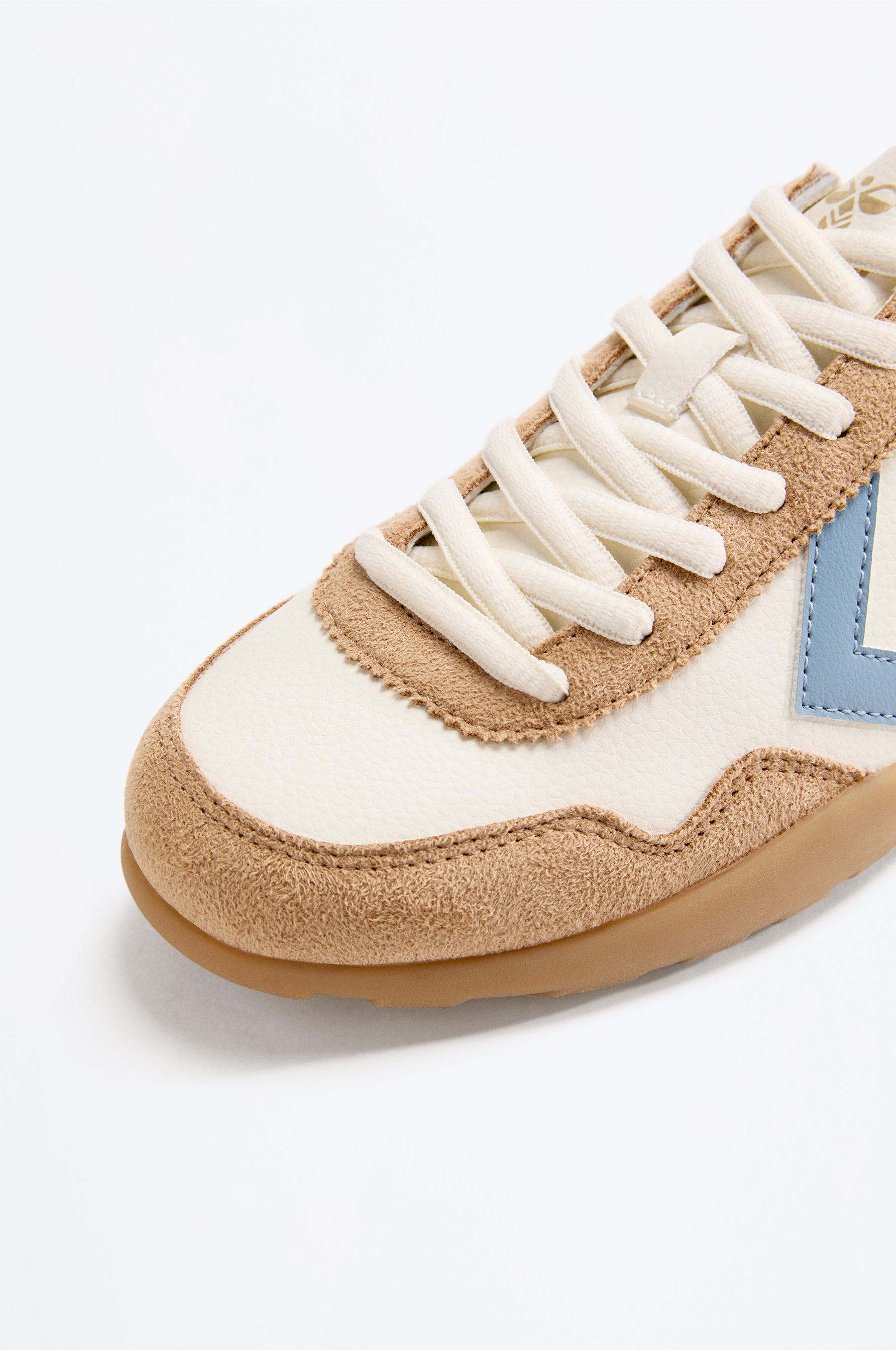 Hummel Sneaker — WHITE