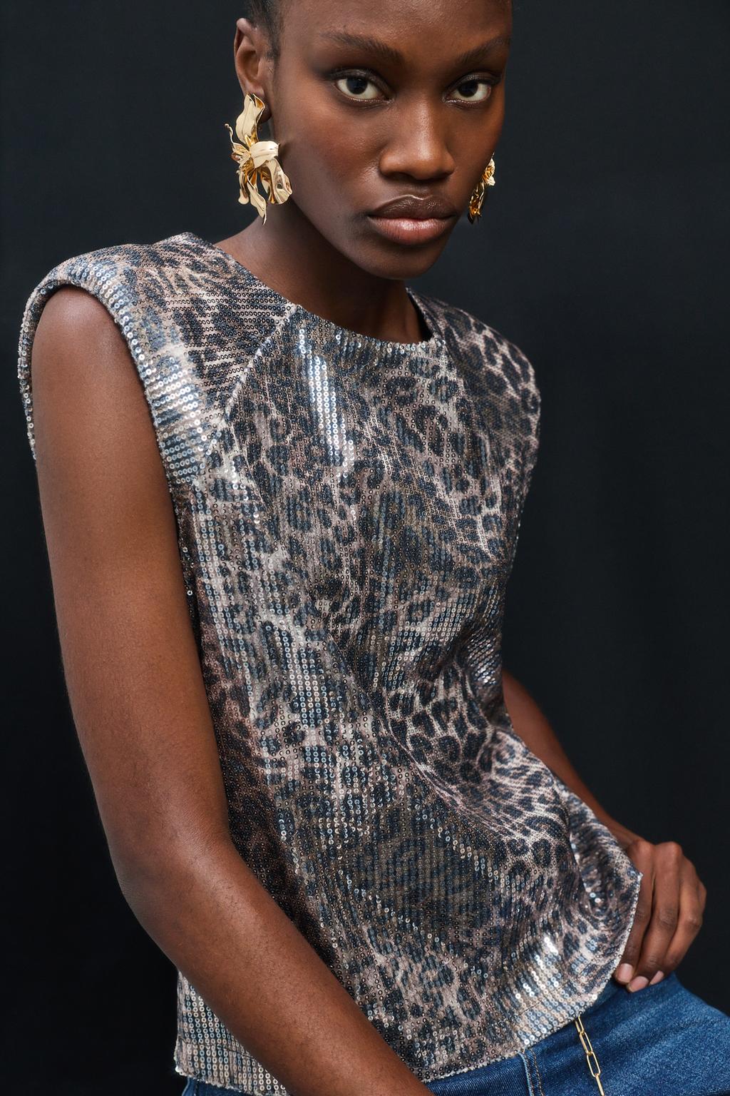 Top hombreras lentejuelas