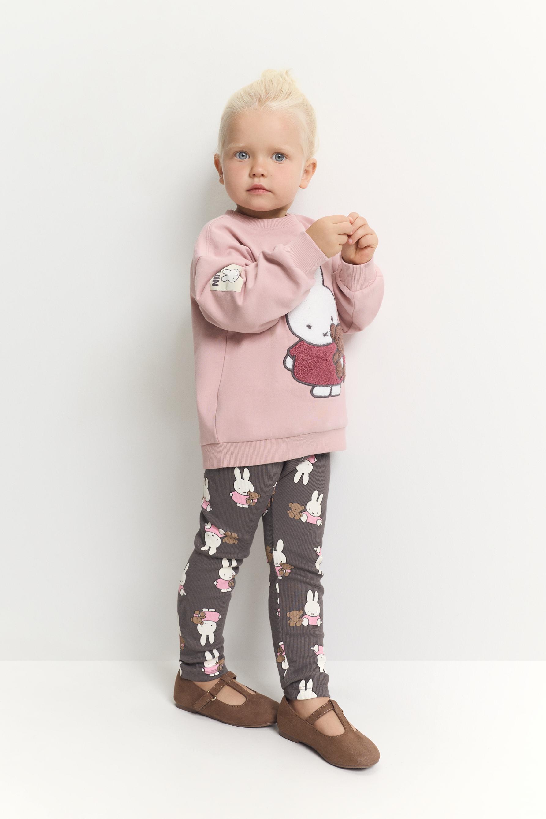 Conjunto Miffy © sudadera parche y legging