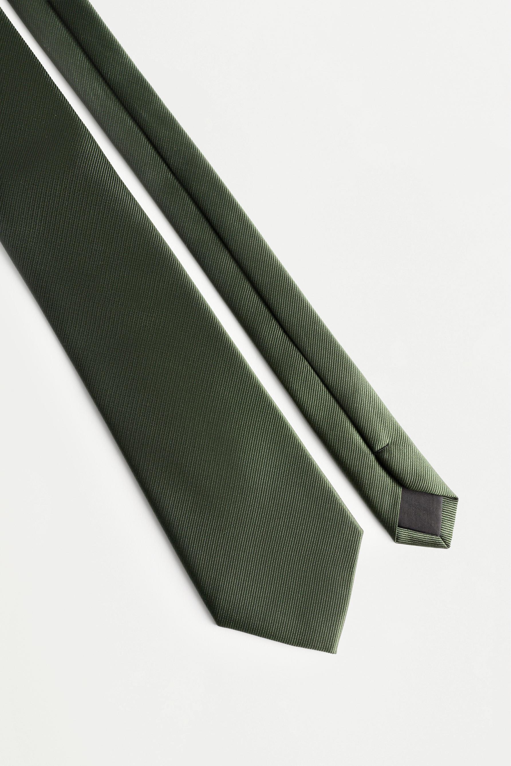Textured tie — GREEN