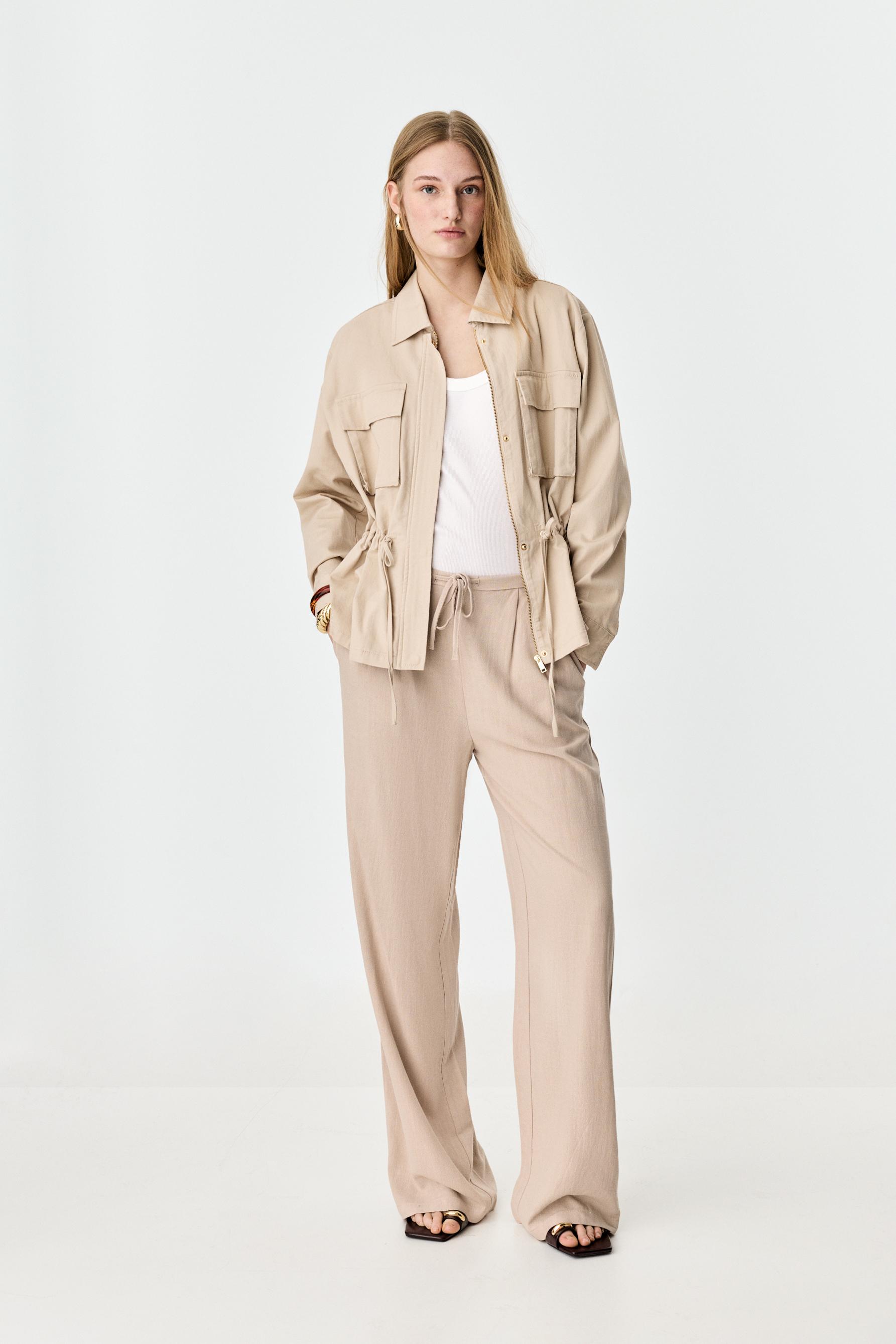 Pantalón rústico wide leg