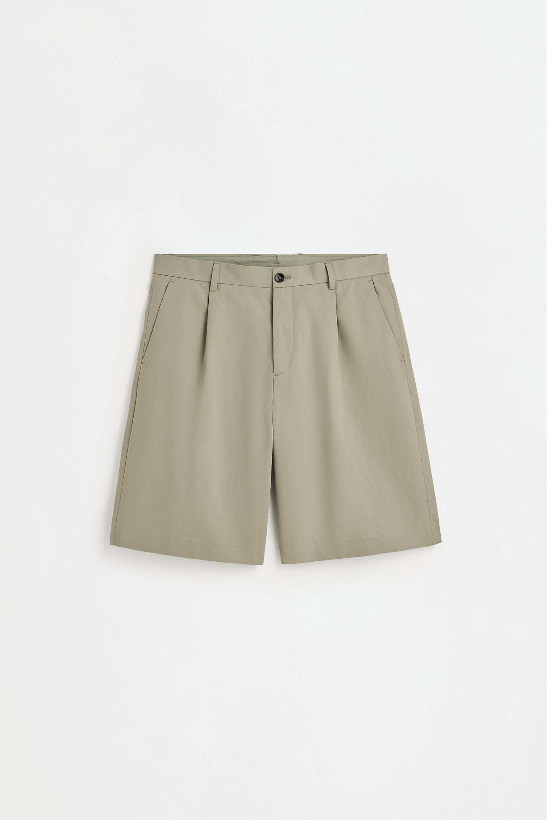 Cotton-linen pleated Bermuda shorts — GREEN