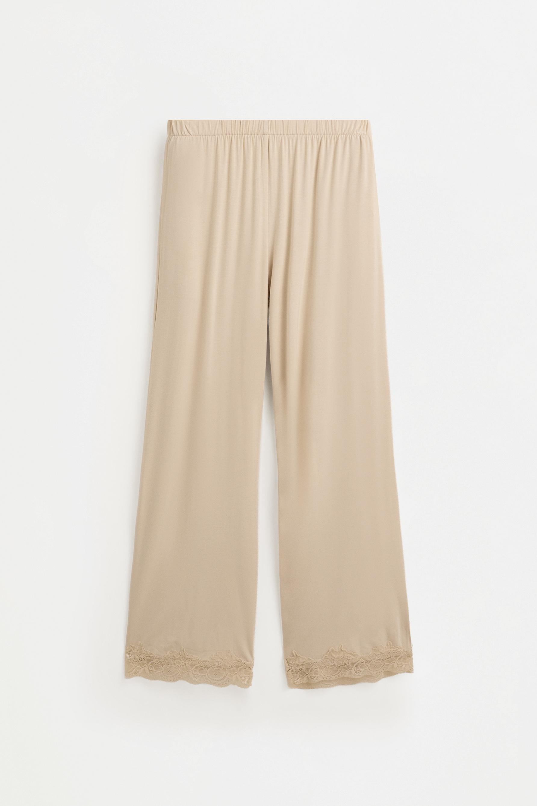 Flowing lace pyjamas — SAND