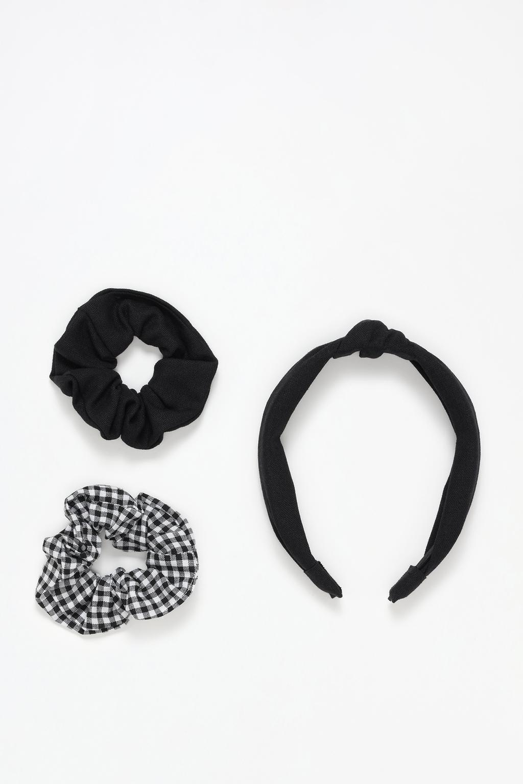 Set of 2 scrunchies and headband