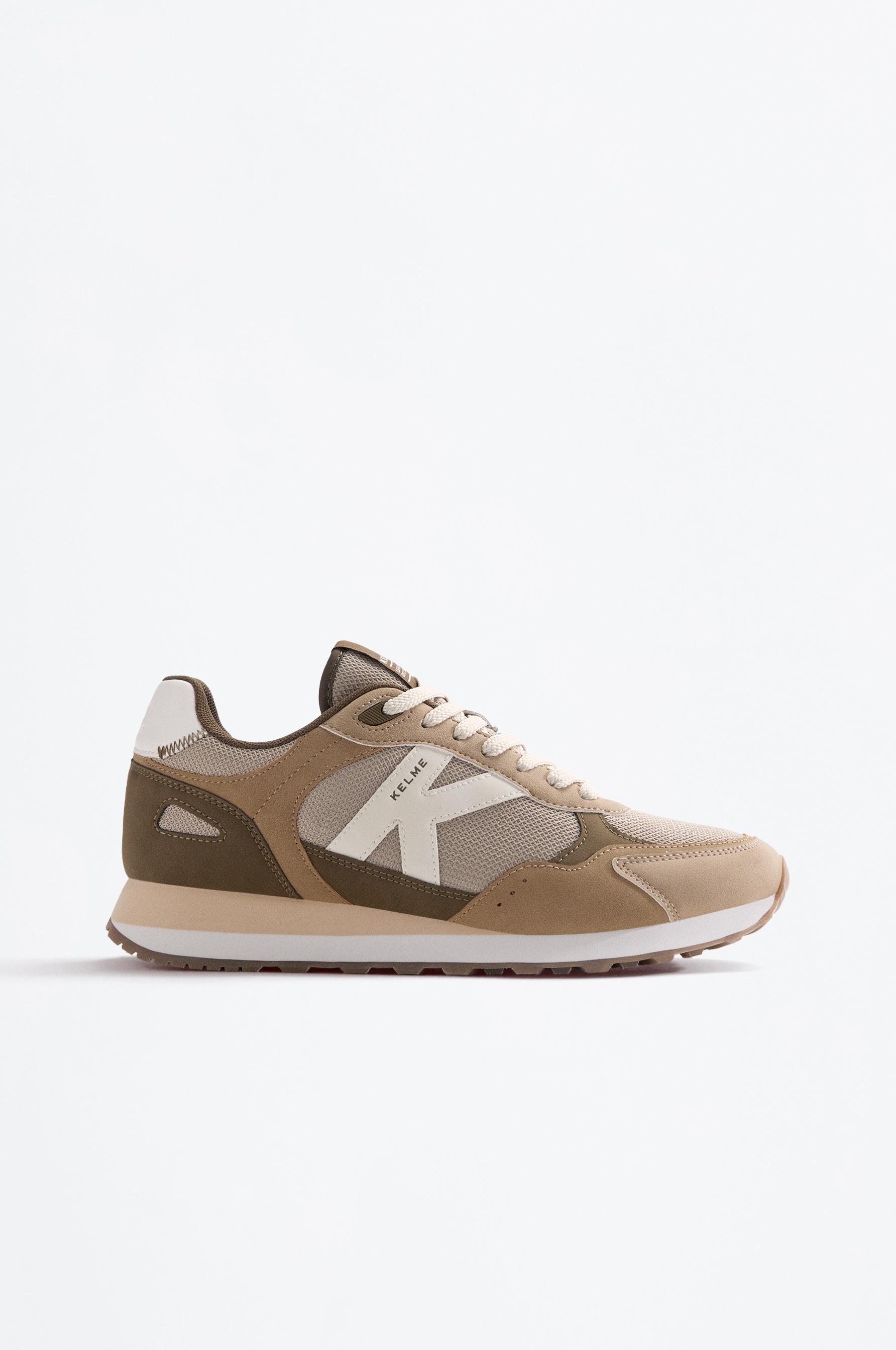 Kelme casual sports shoe — BROWN