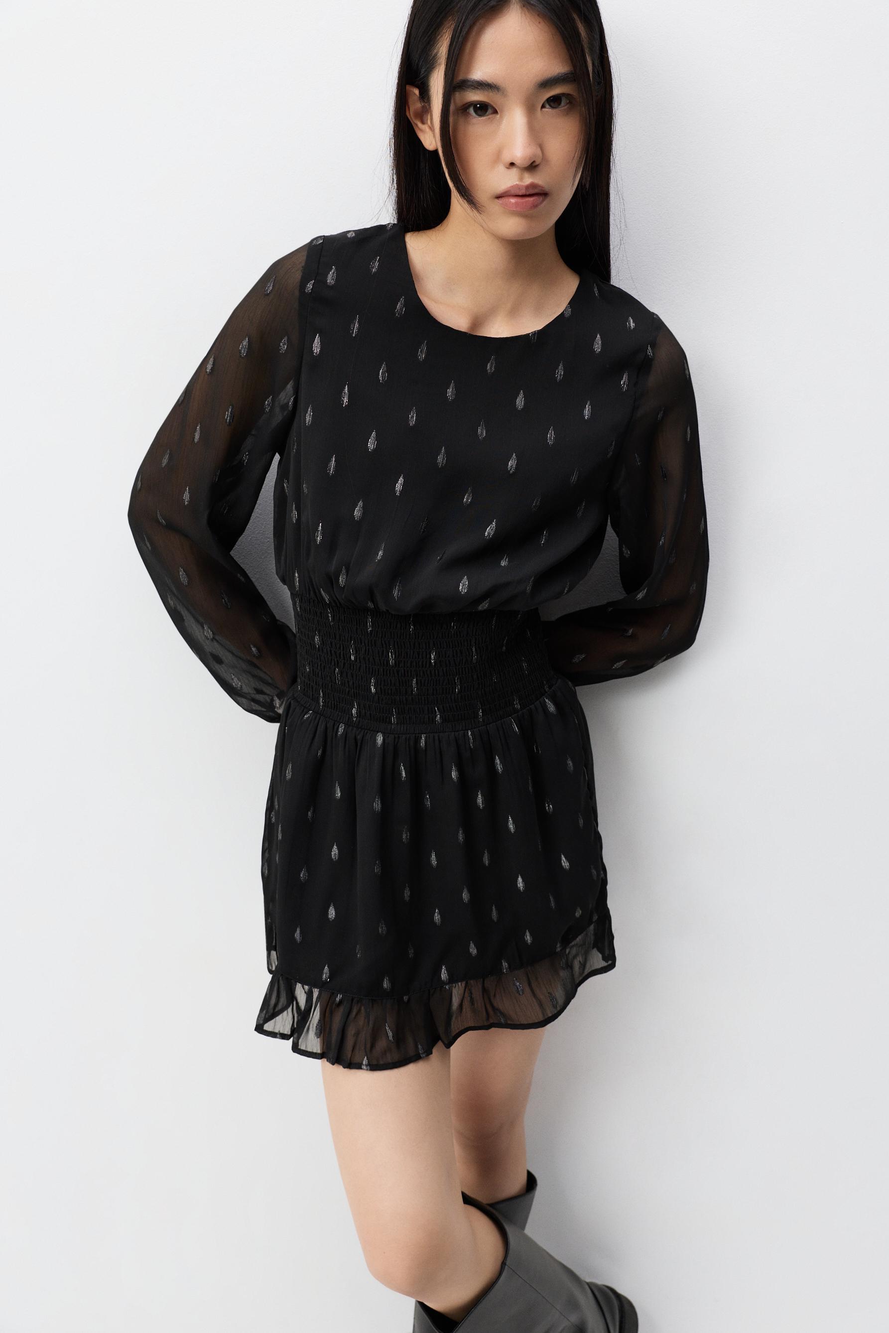 Vestido detalles metalizados