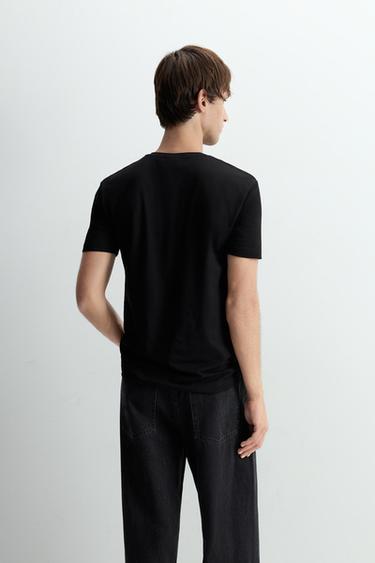 Slim fit V-neck T-shirt — BLACK 4