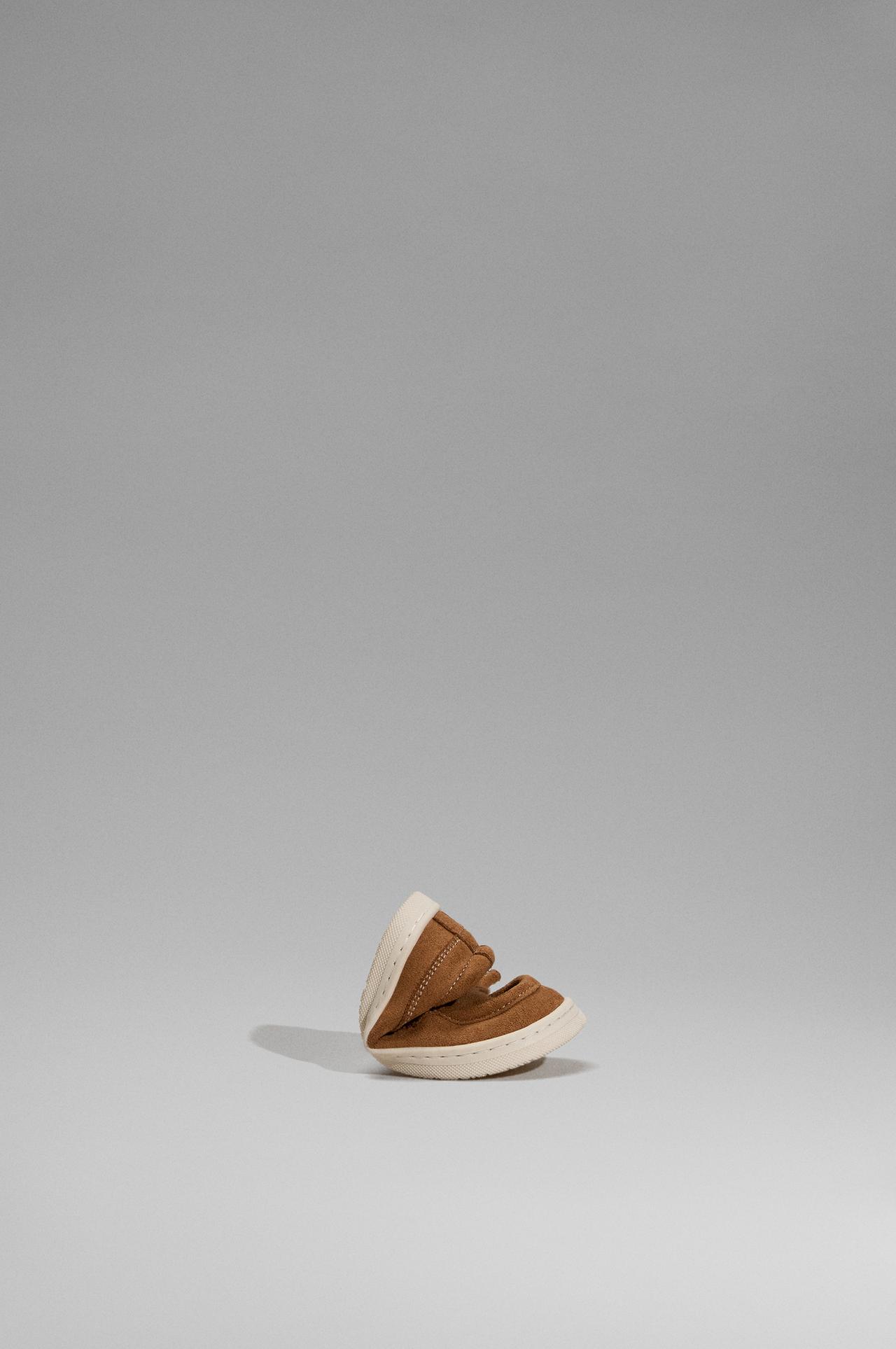 Barefoot moc toe slippers — BROWN