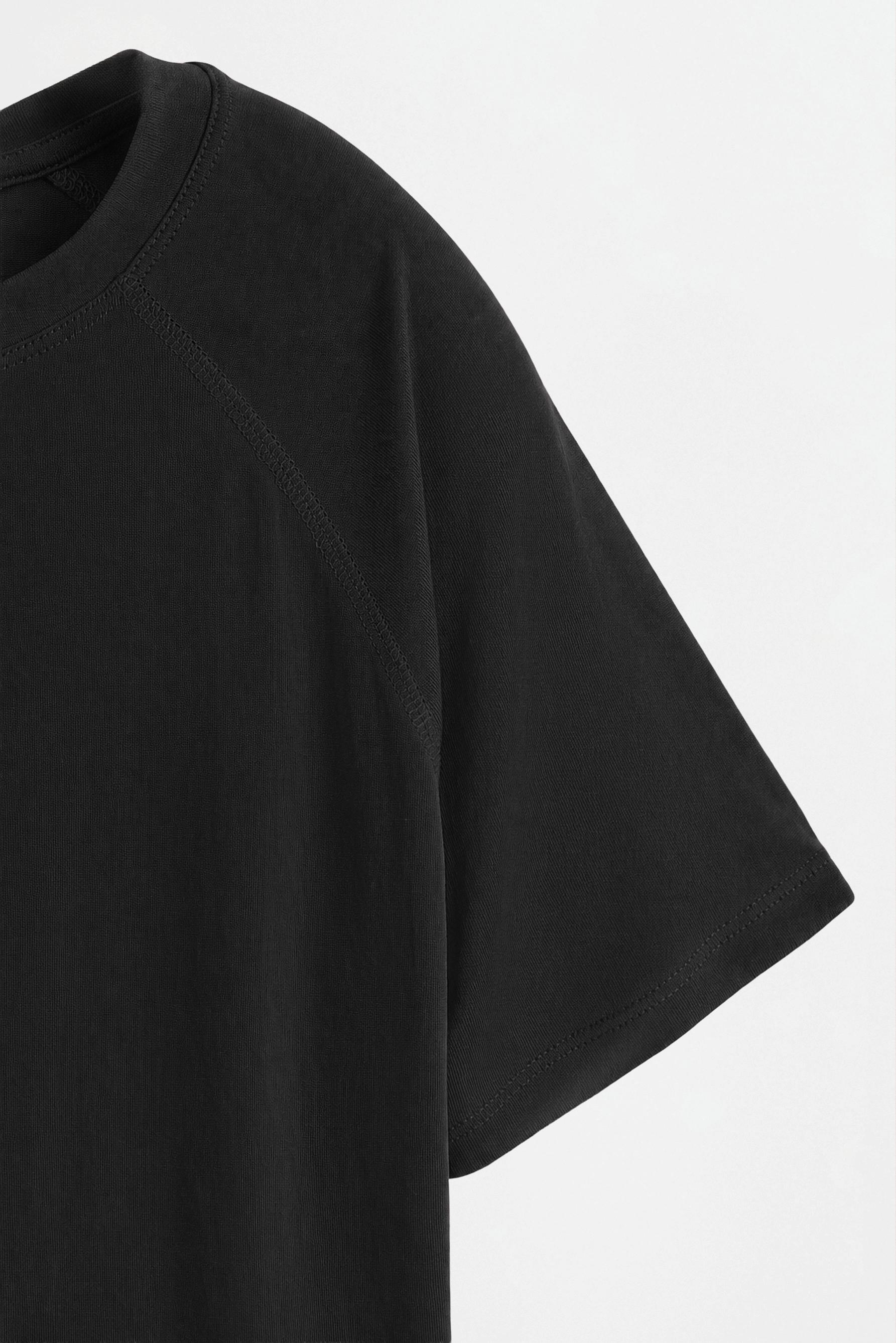 Cropped flowing T-shirt — BLACK