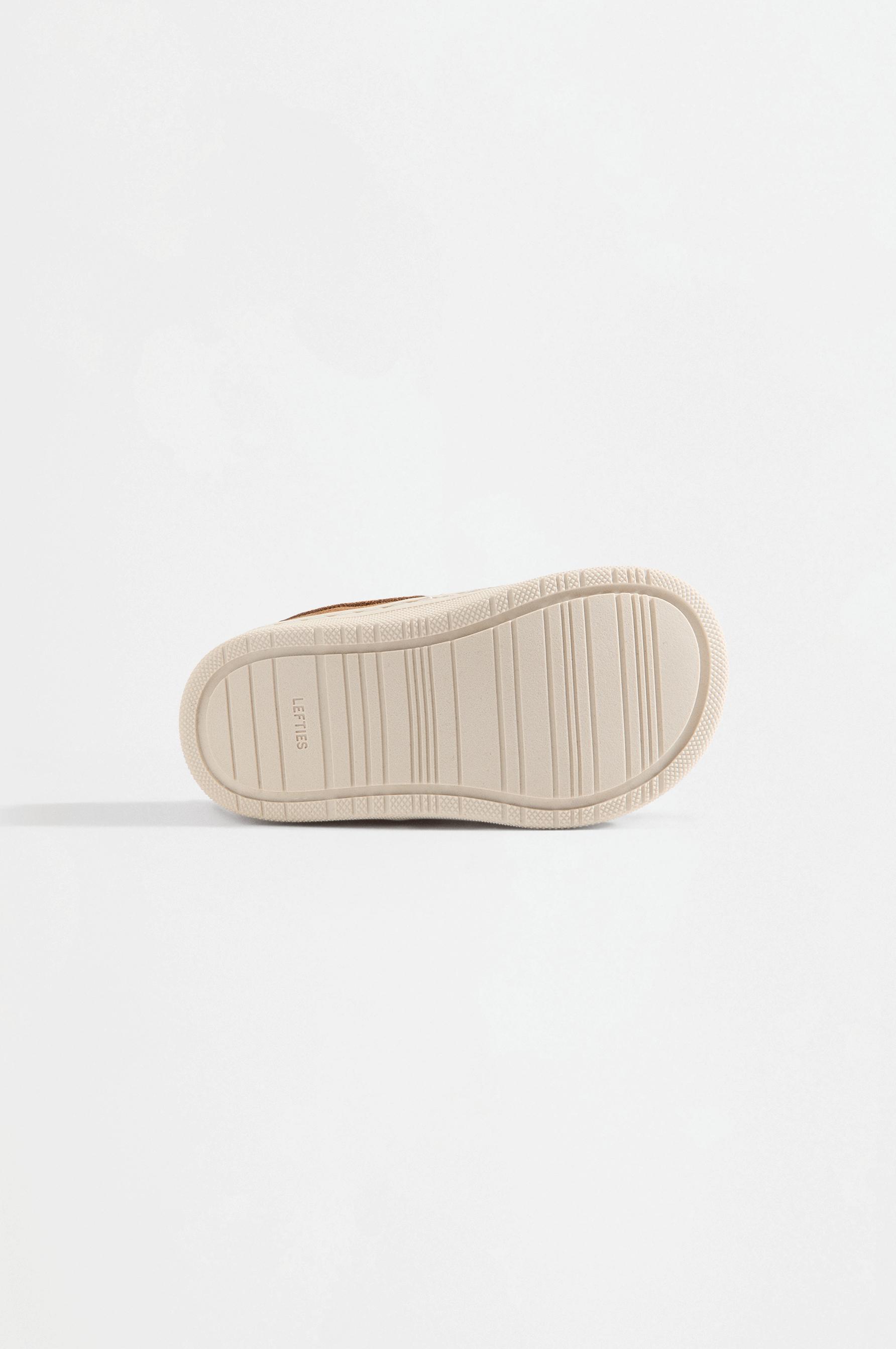 Barefoot moc toe slippers — BROWN