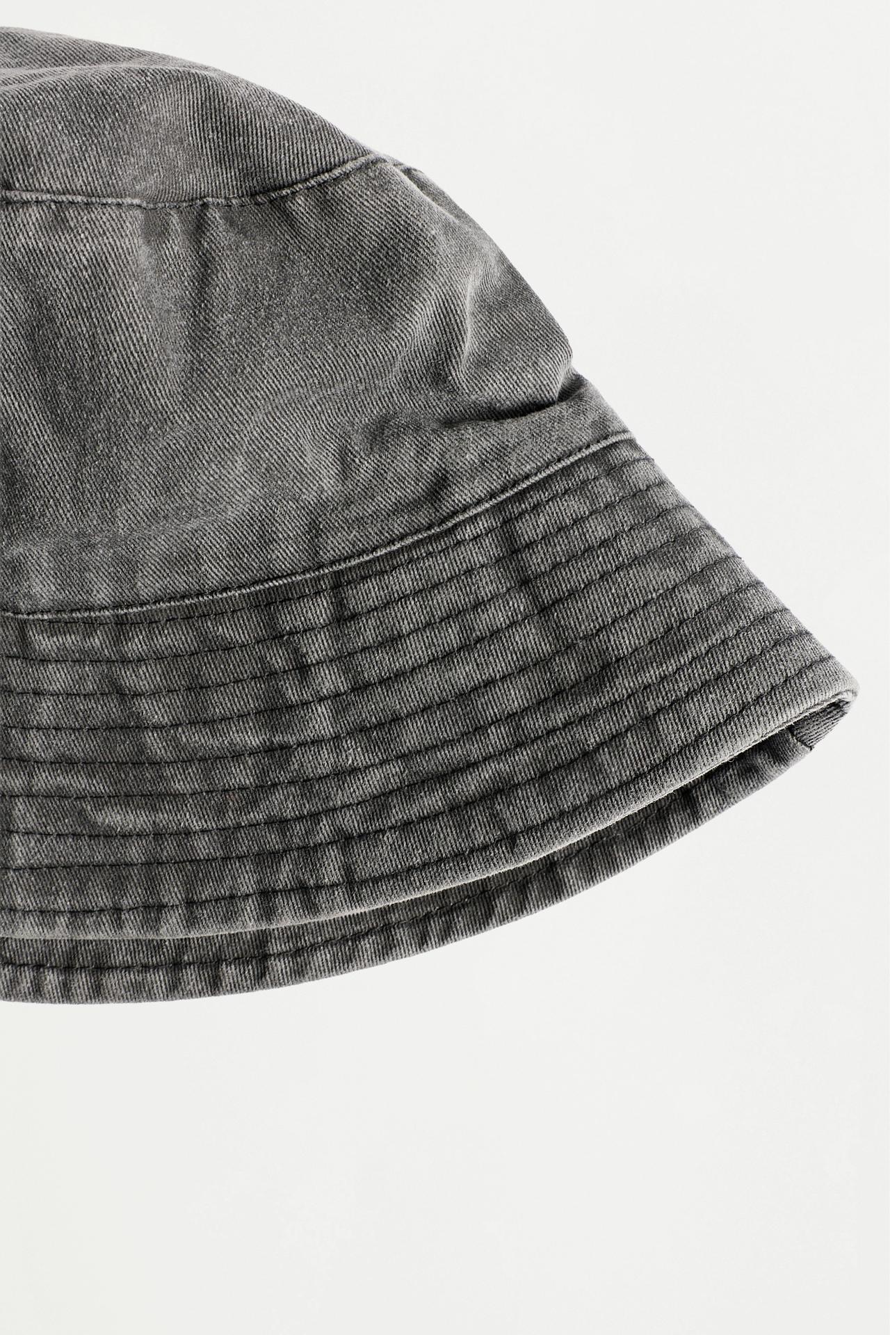 Faded-effect bucket hat — BLACK