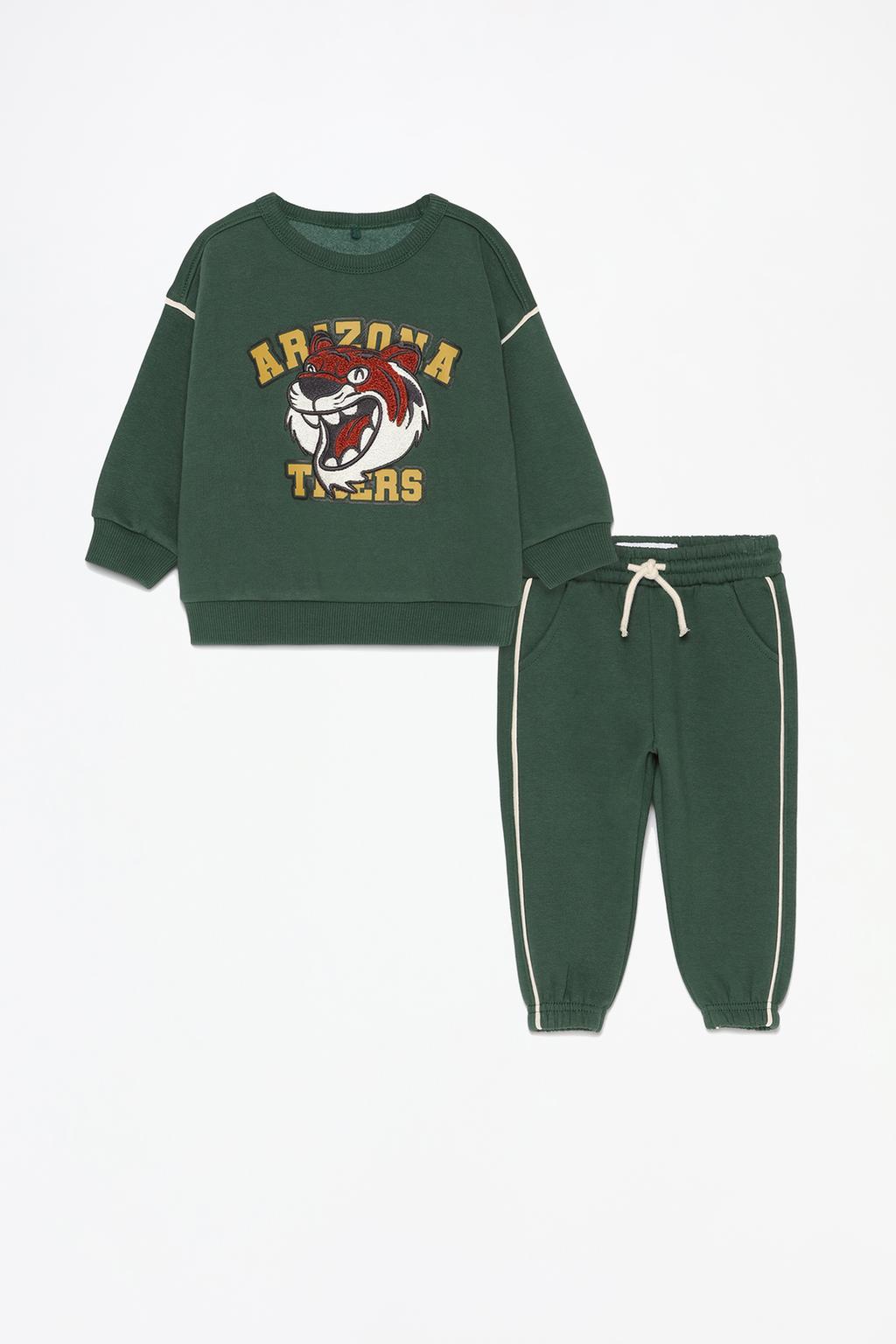 Plush sweatshirt with terry patch and trousers co-ord