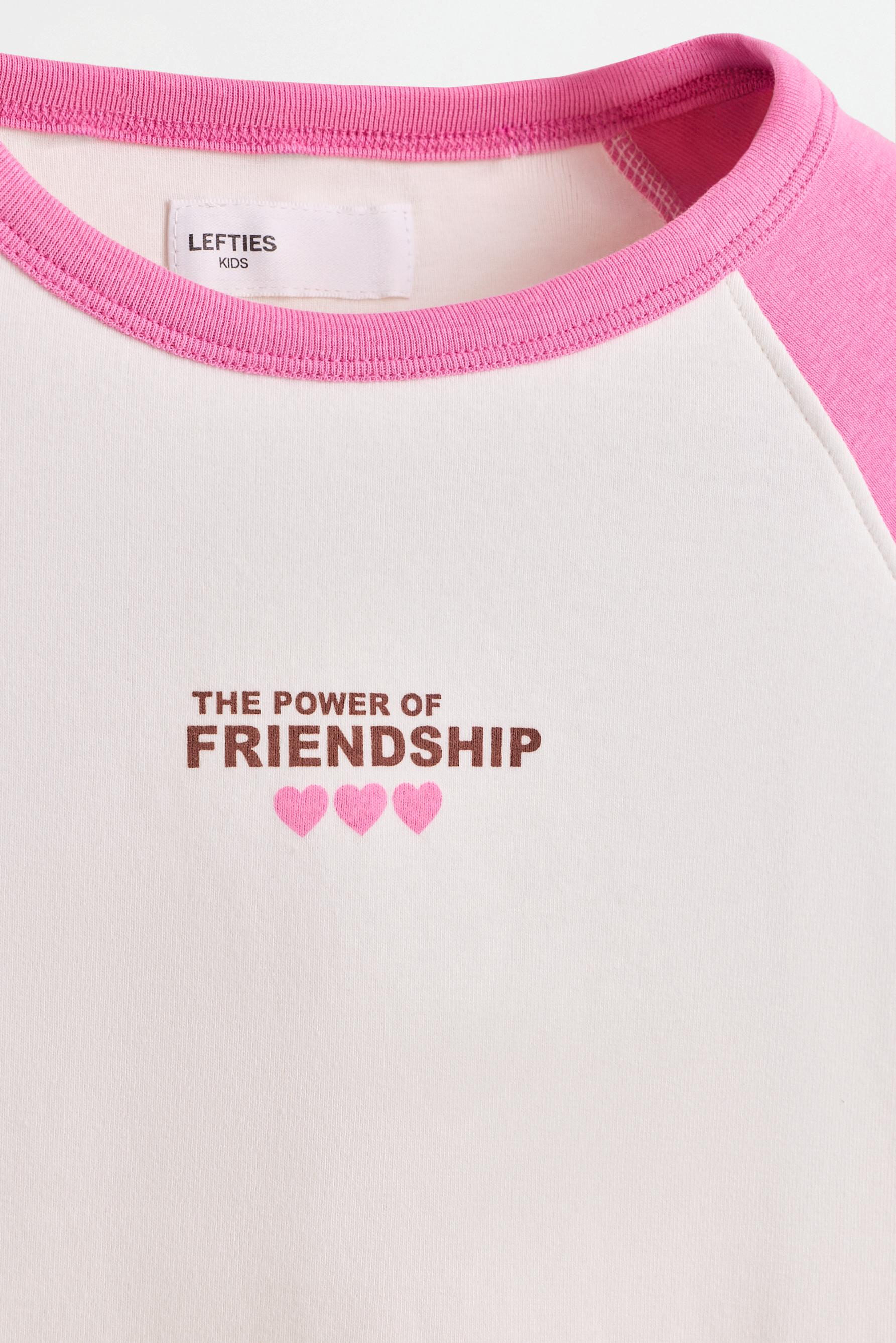 Raglan sleeve T-shirt — STRAWBERRY