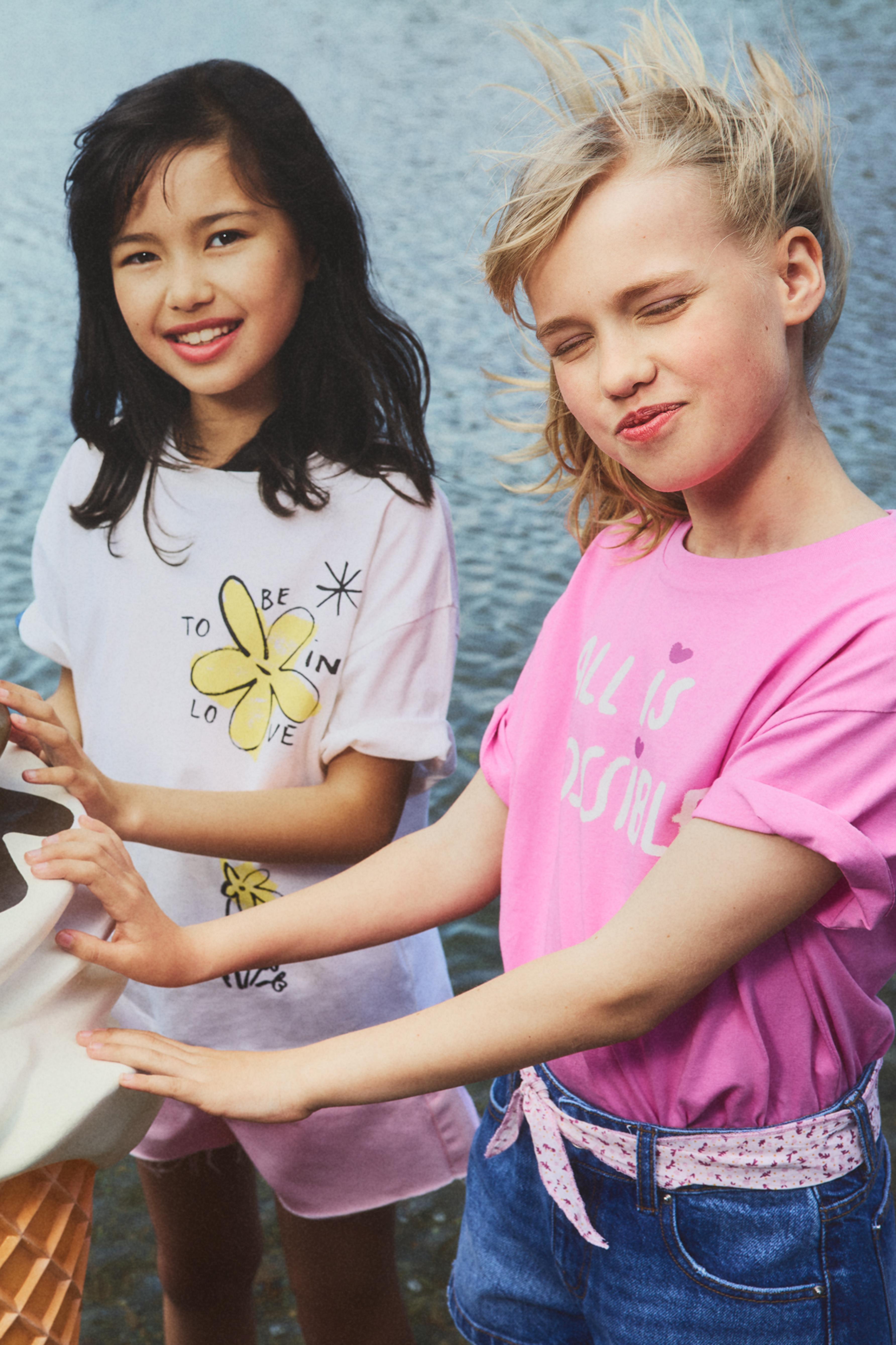 Printed T-shirt — STRAWBERRY