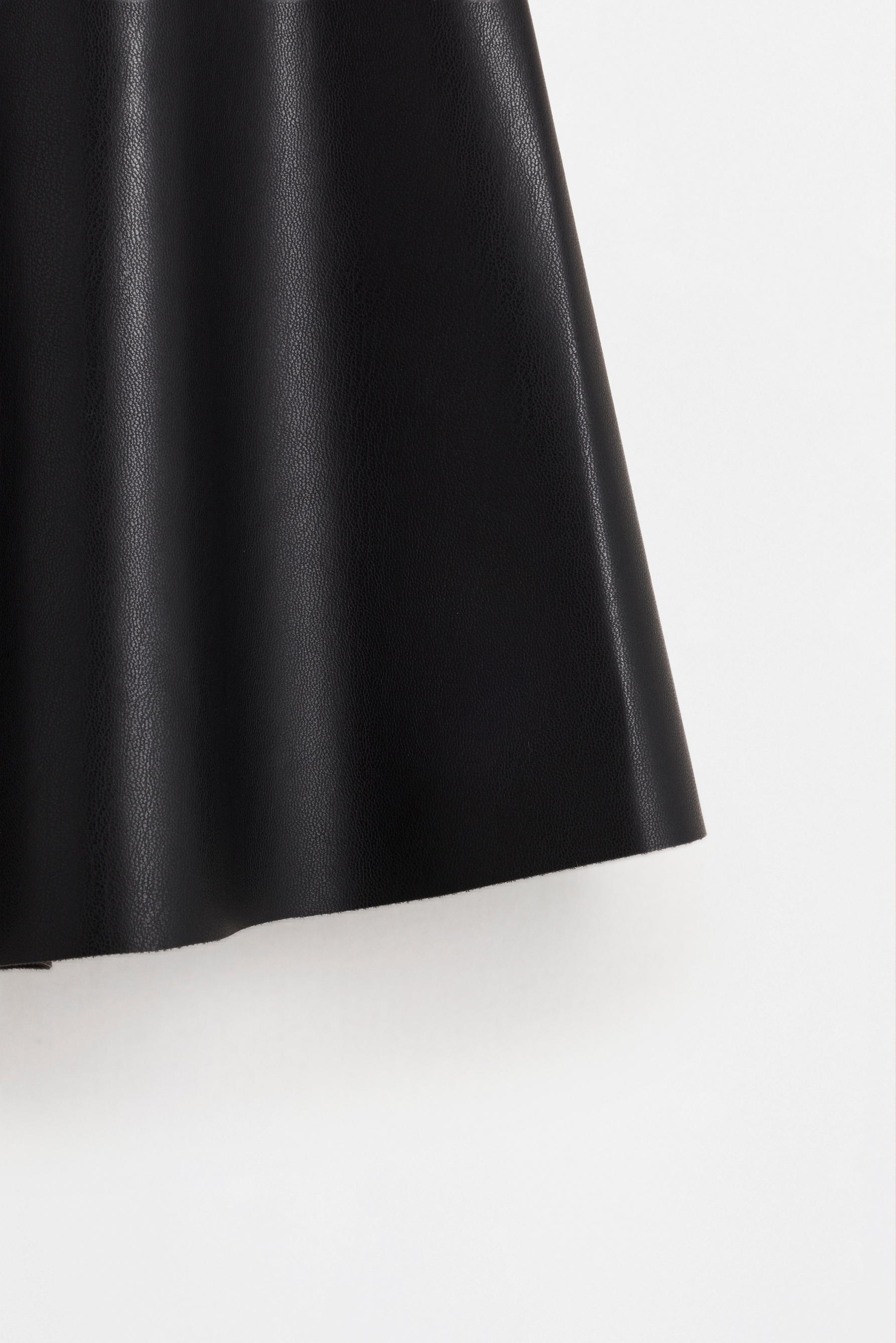 Leather effect skirt — BLACK