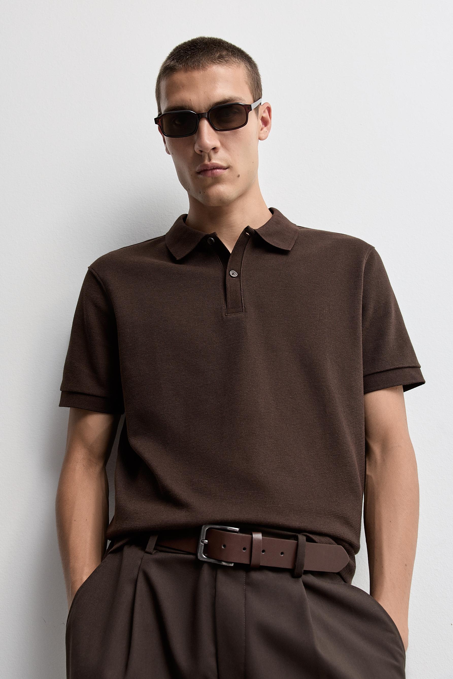 Basic textured polo shirt — BROWN