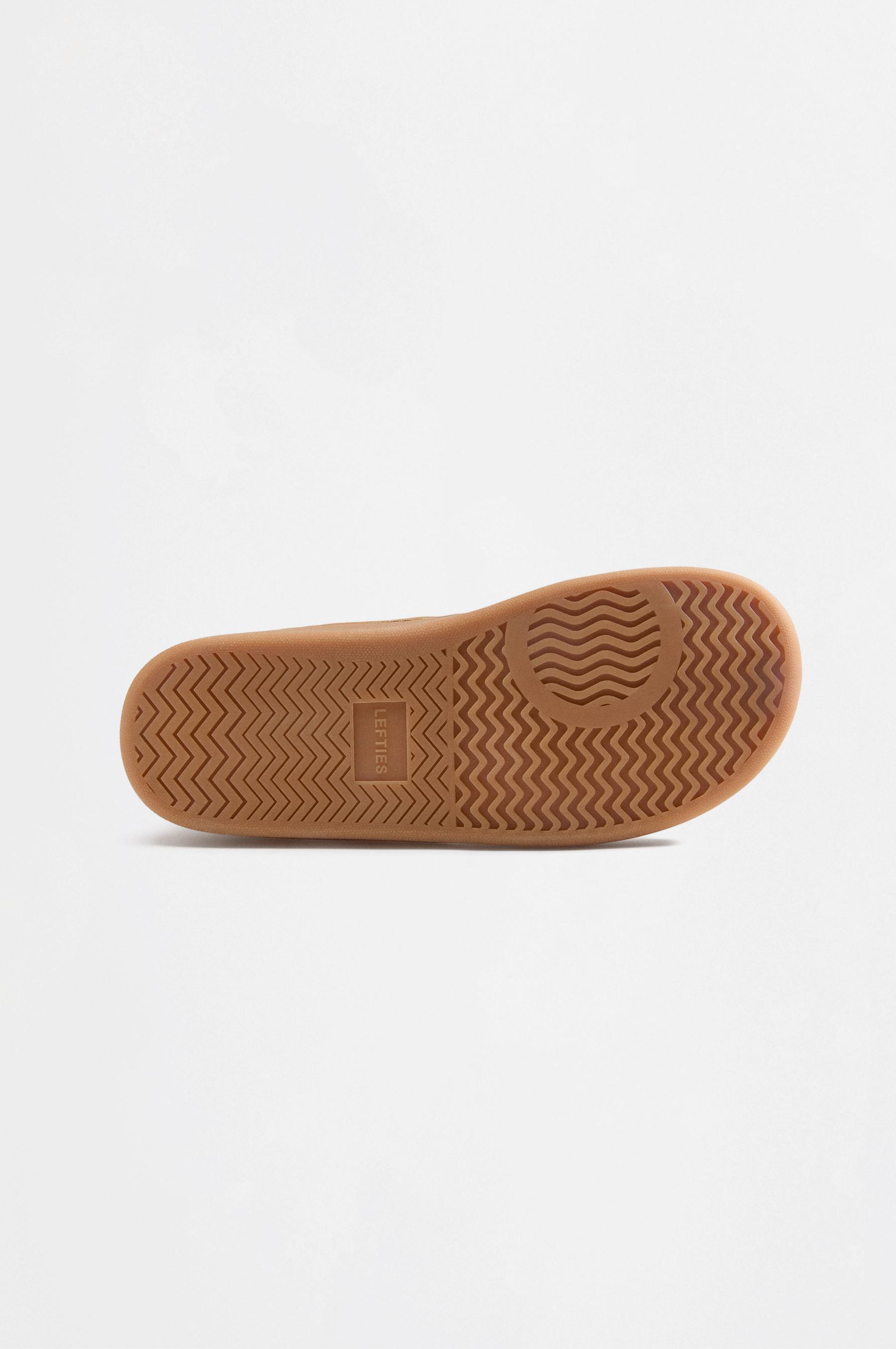 Barefoot-style sneaker — ECRU