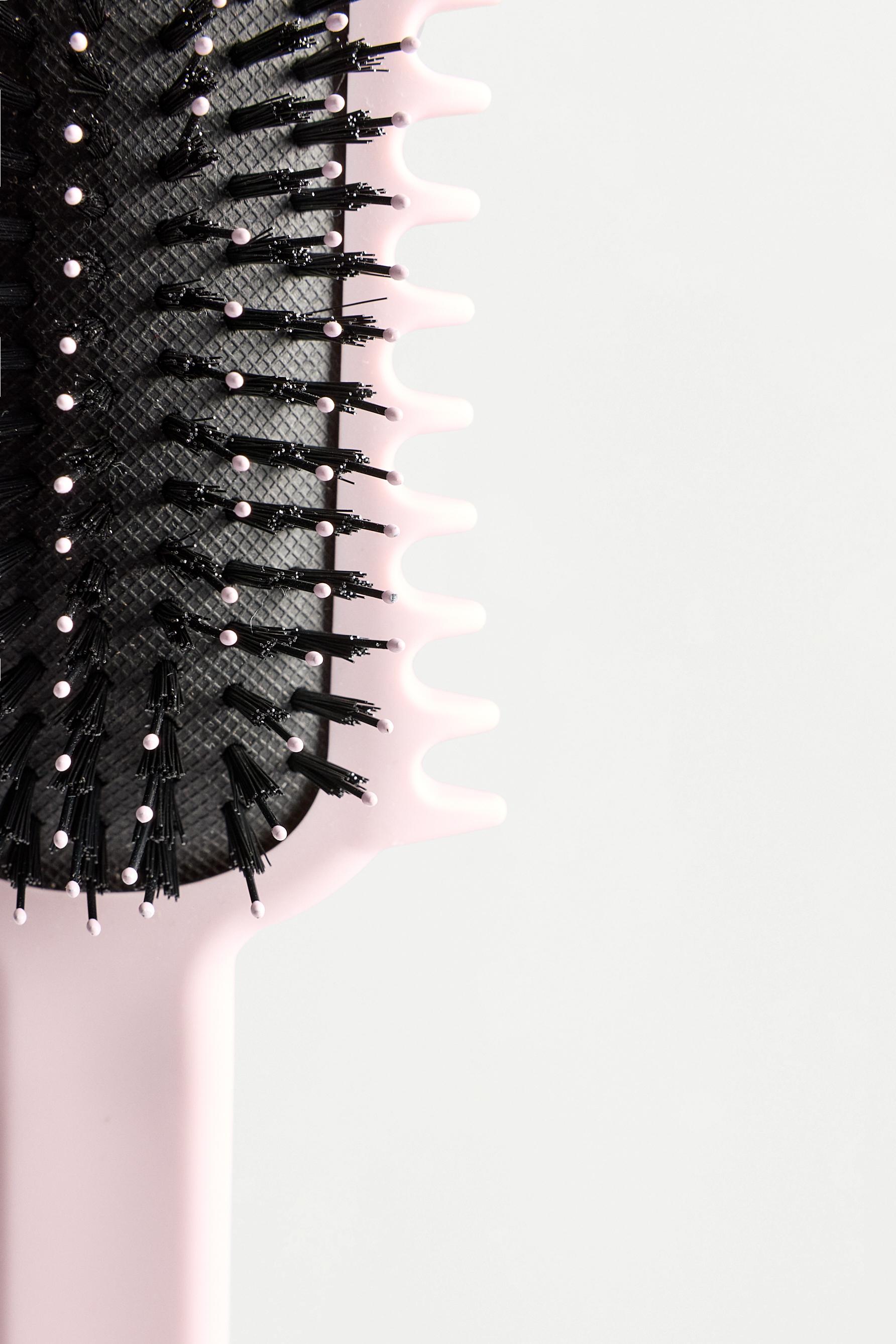Curly fur brush — FADED PINK