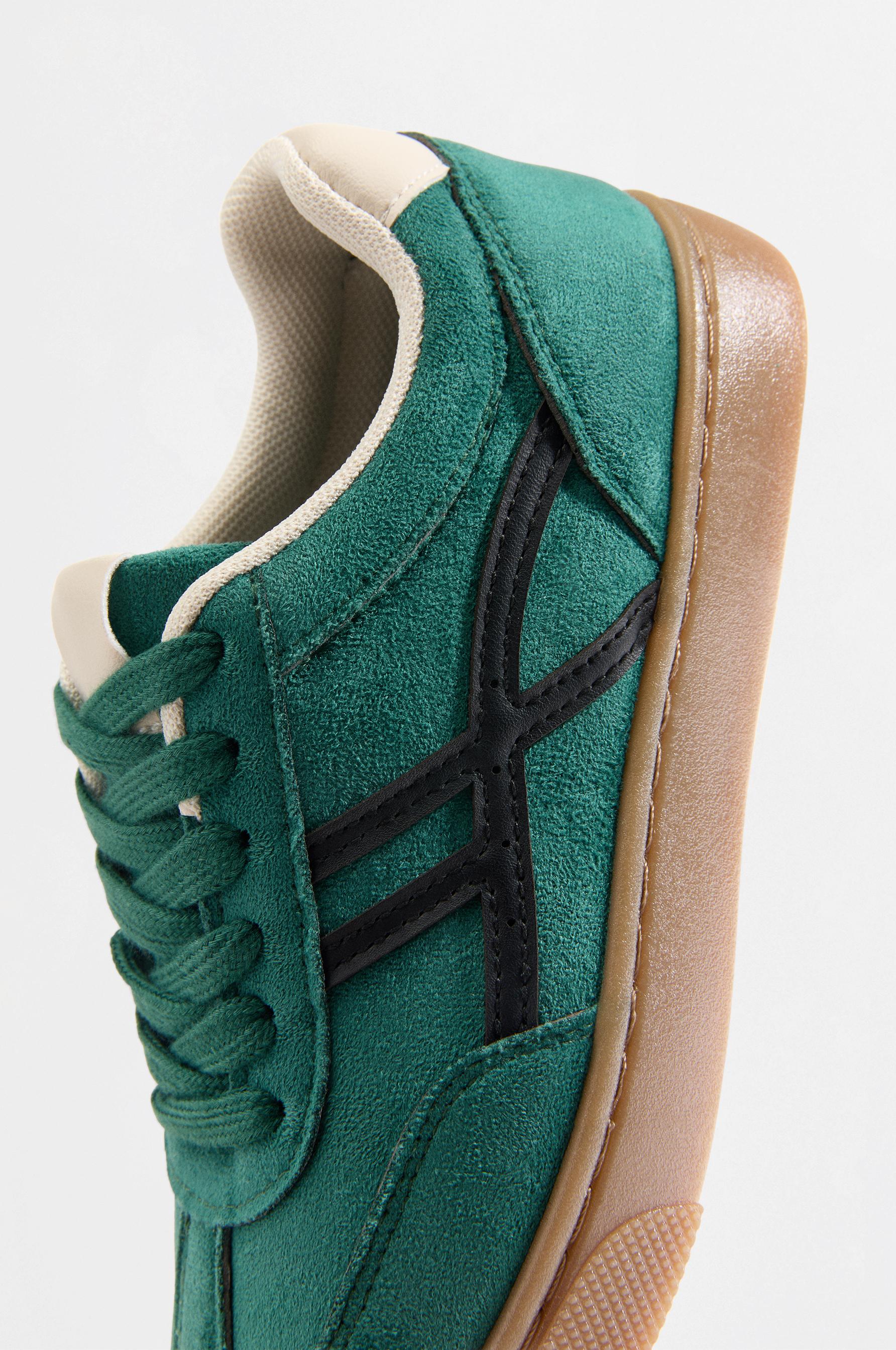 Split suede-effect sneakers — GREEN