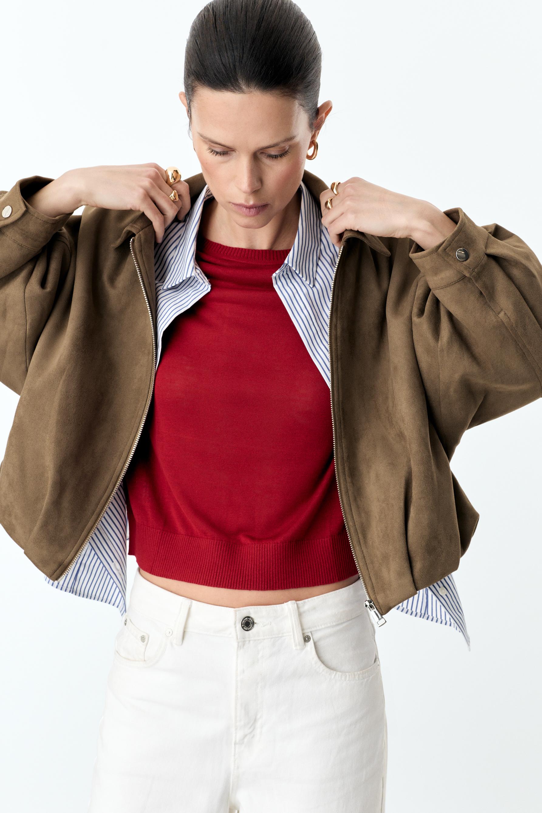 Bomber abullonada antelina