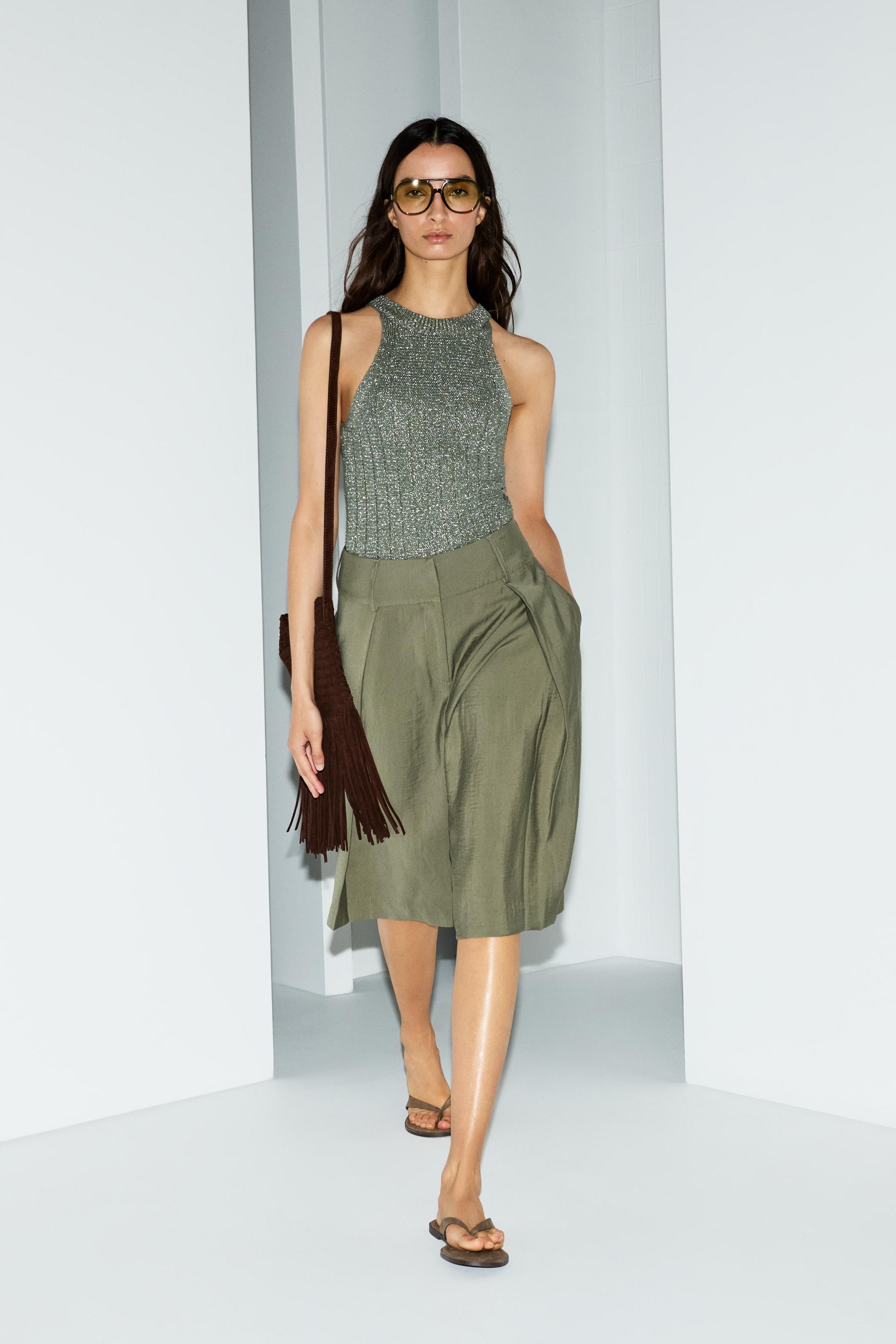 Metallic halter top — GREEN