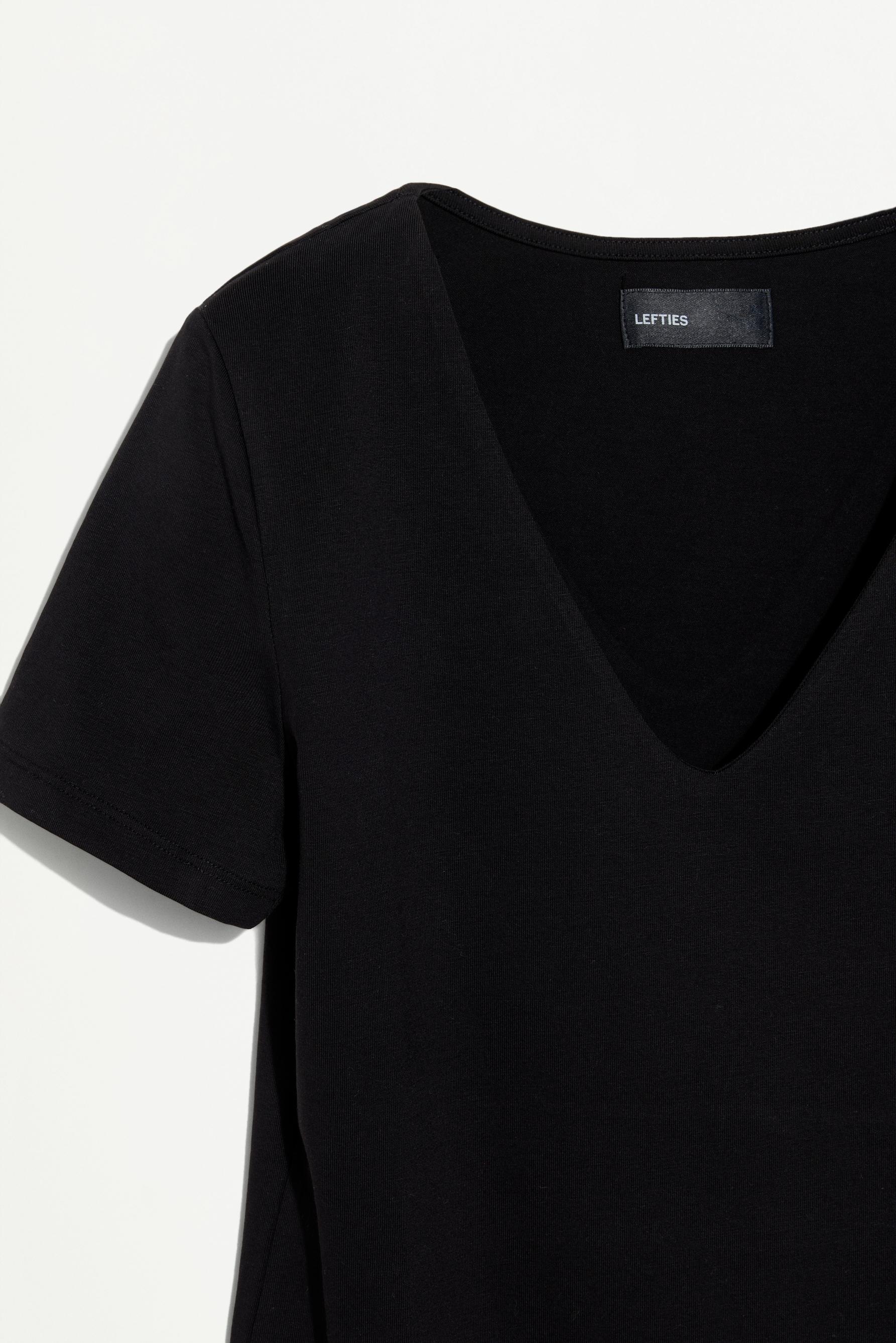 V-neck T-shirt — BLACK