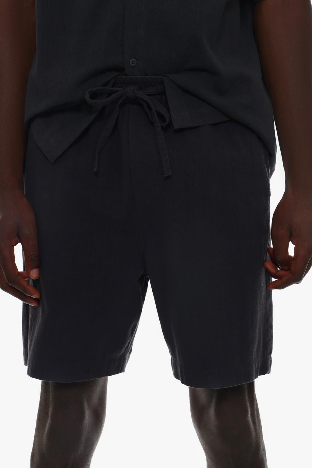 Crepe jogger Bermuda shorts