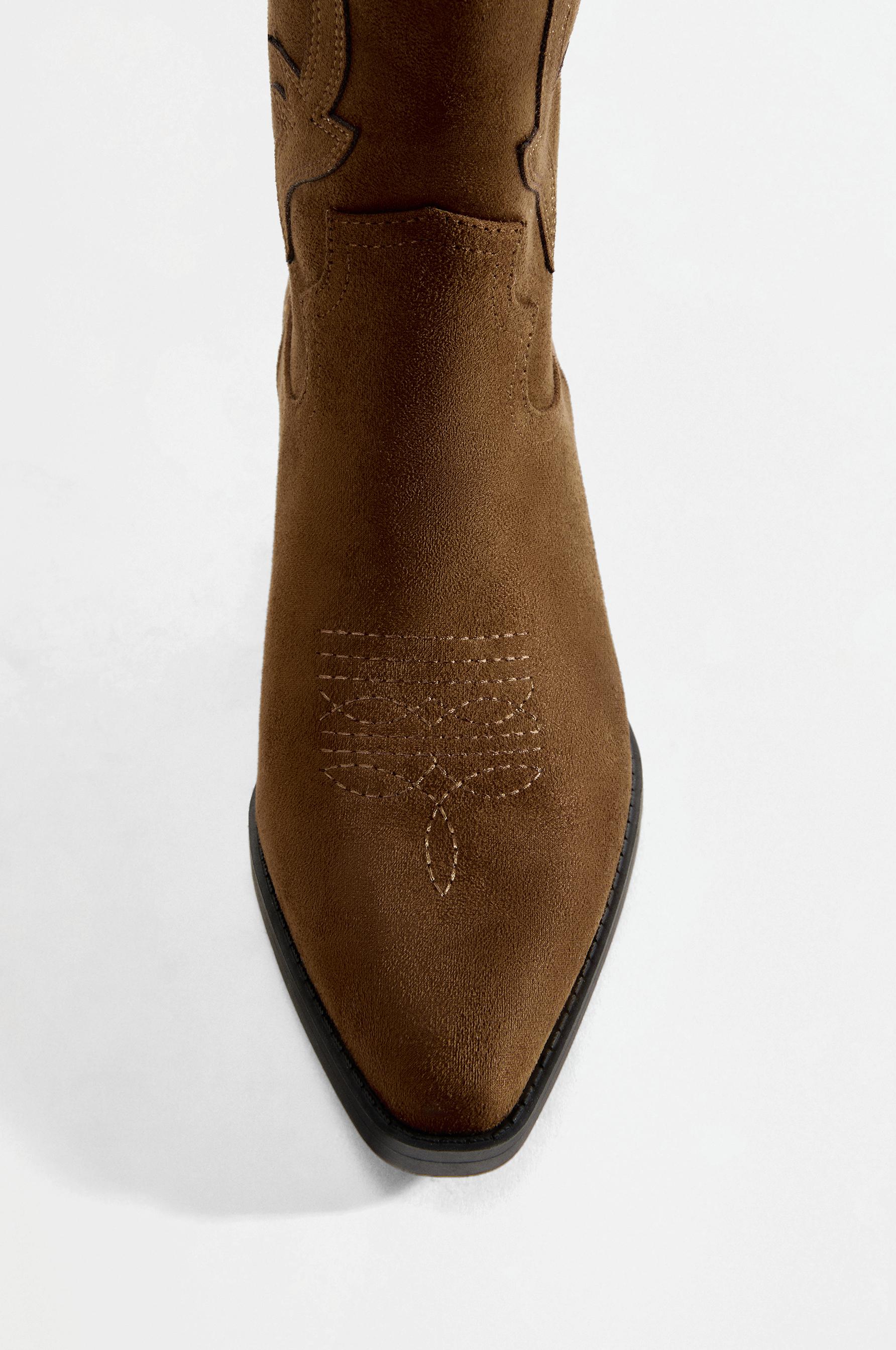 Tall western boots — LEATHER