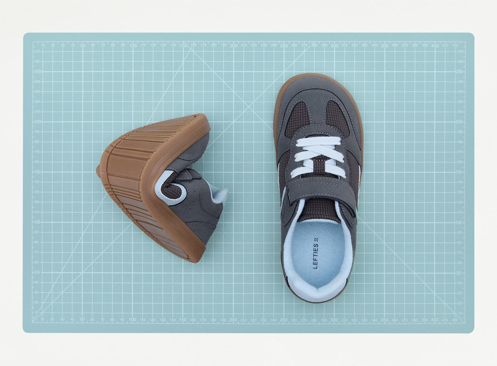 COMBINED BAREFOOT SLIPPER — GREY