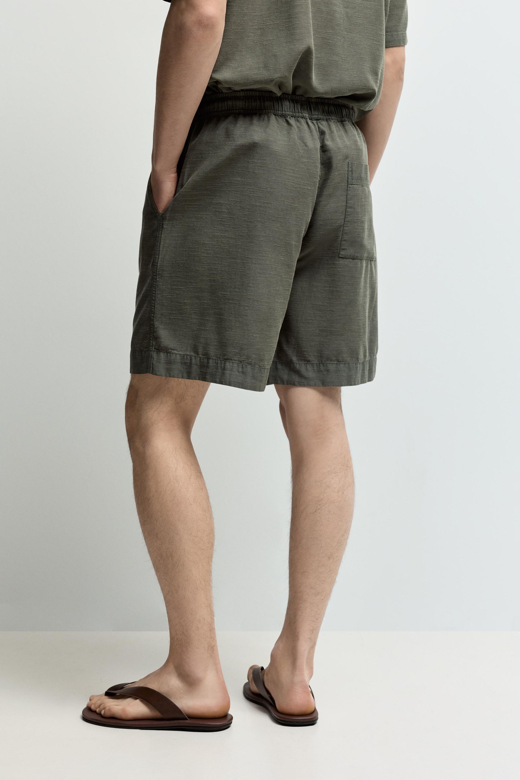 Textured jogger Bermuda shorts — GREEN