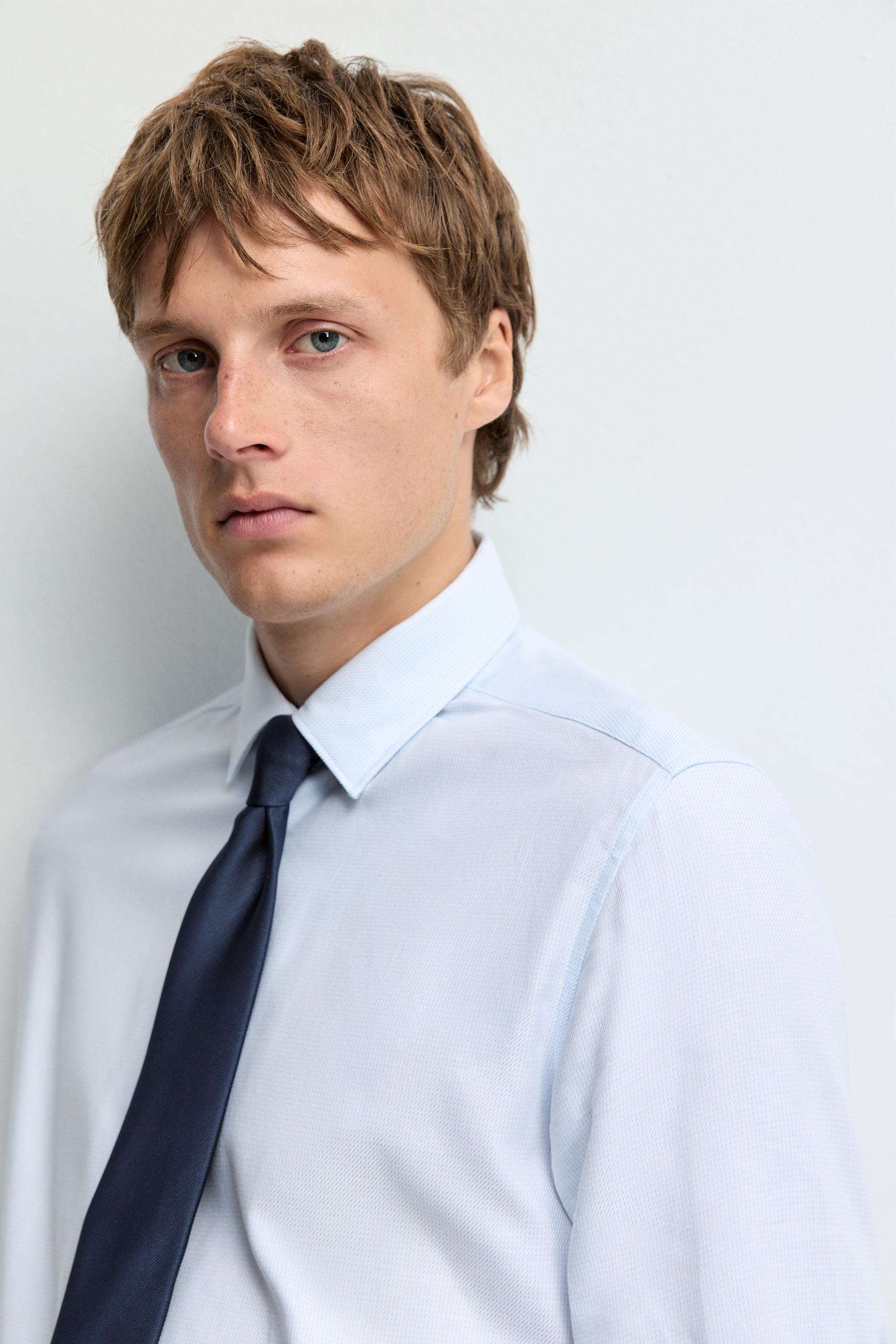 Micro-pattern tailored shirt — SKY BLUE
