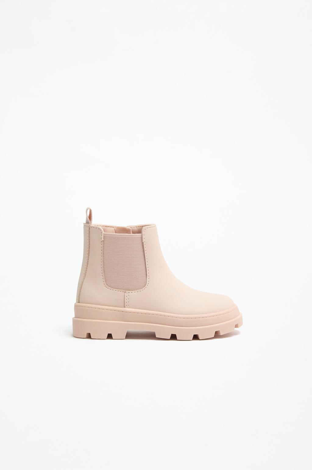 Chelsea boots