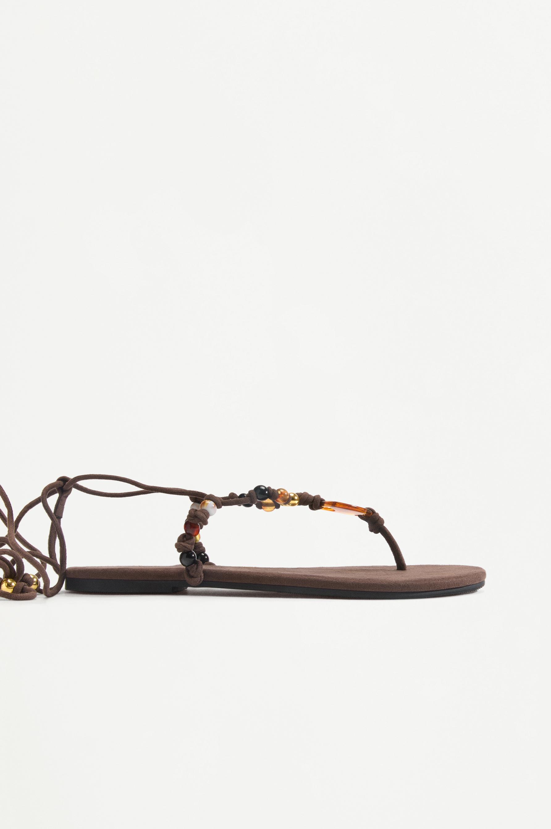 Beaded strap flat sandals — BROWN