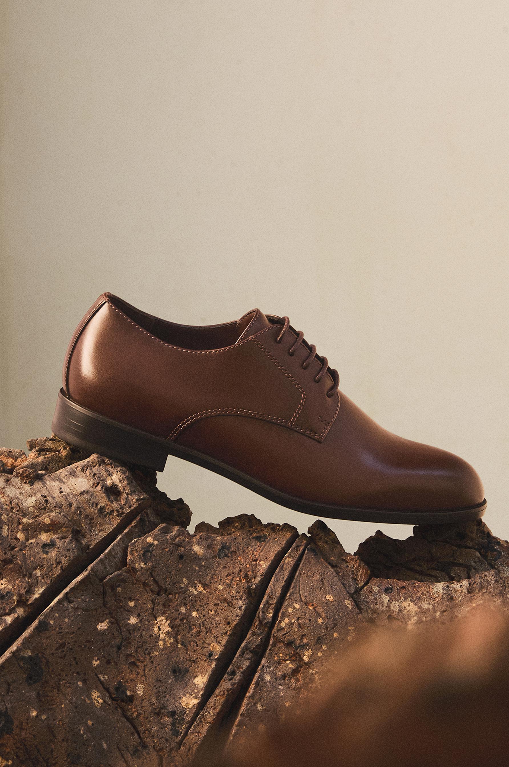 Tailored blucher shoe — BROWN
