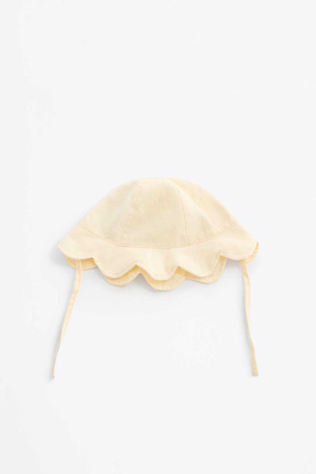 Floral bucket hat