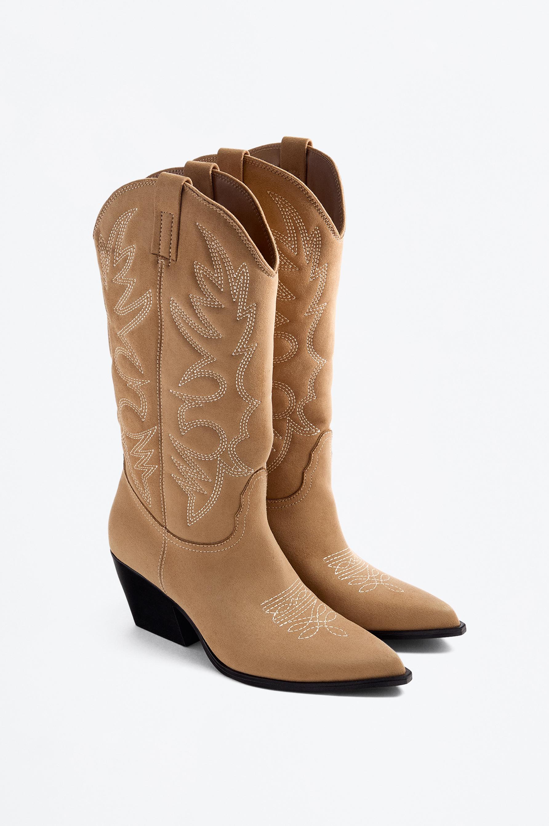 Cowboy boot — LEATHER