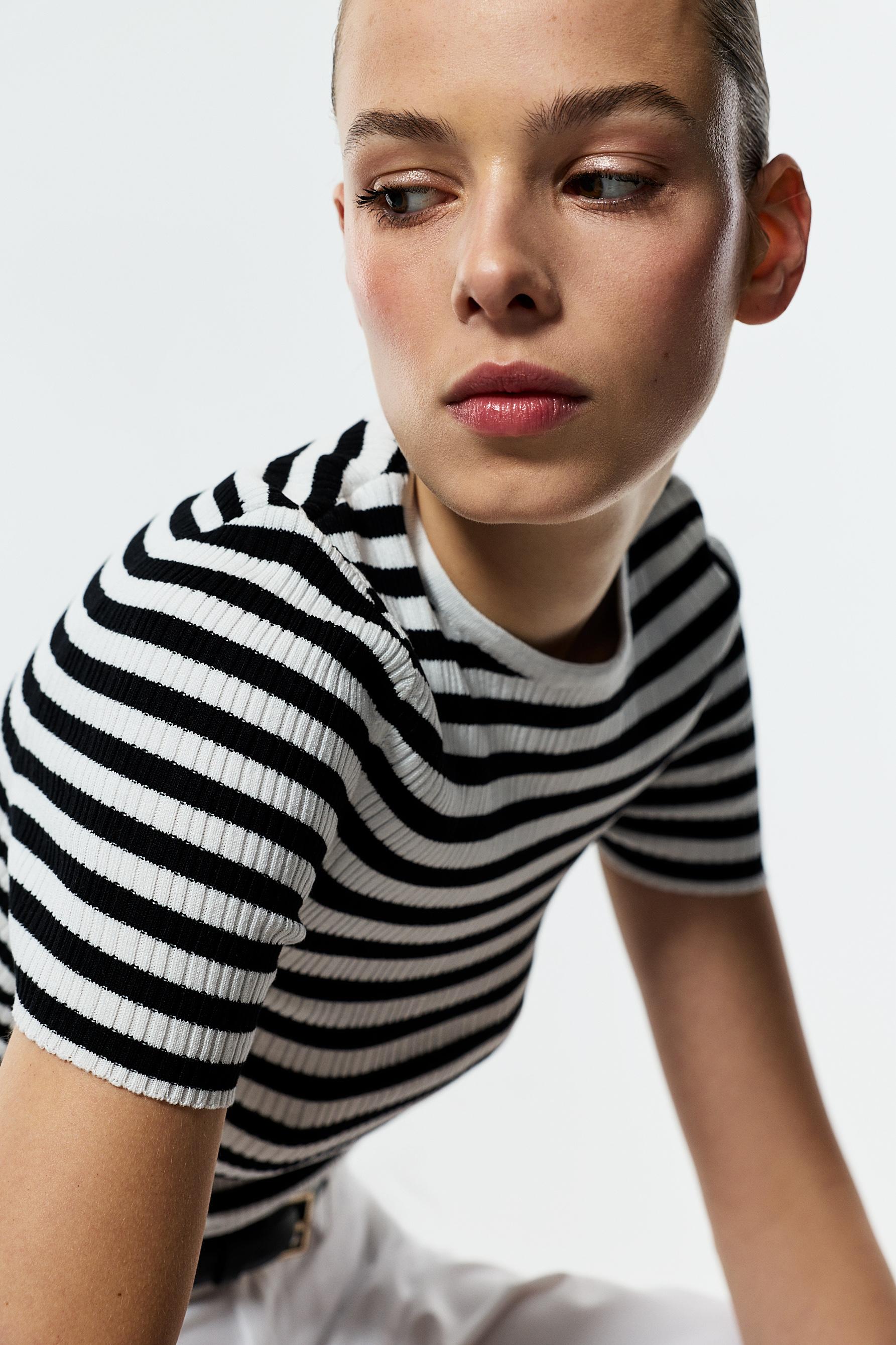 Basic ribbed knit top — ECRU/BLACK